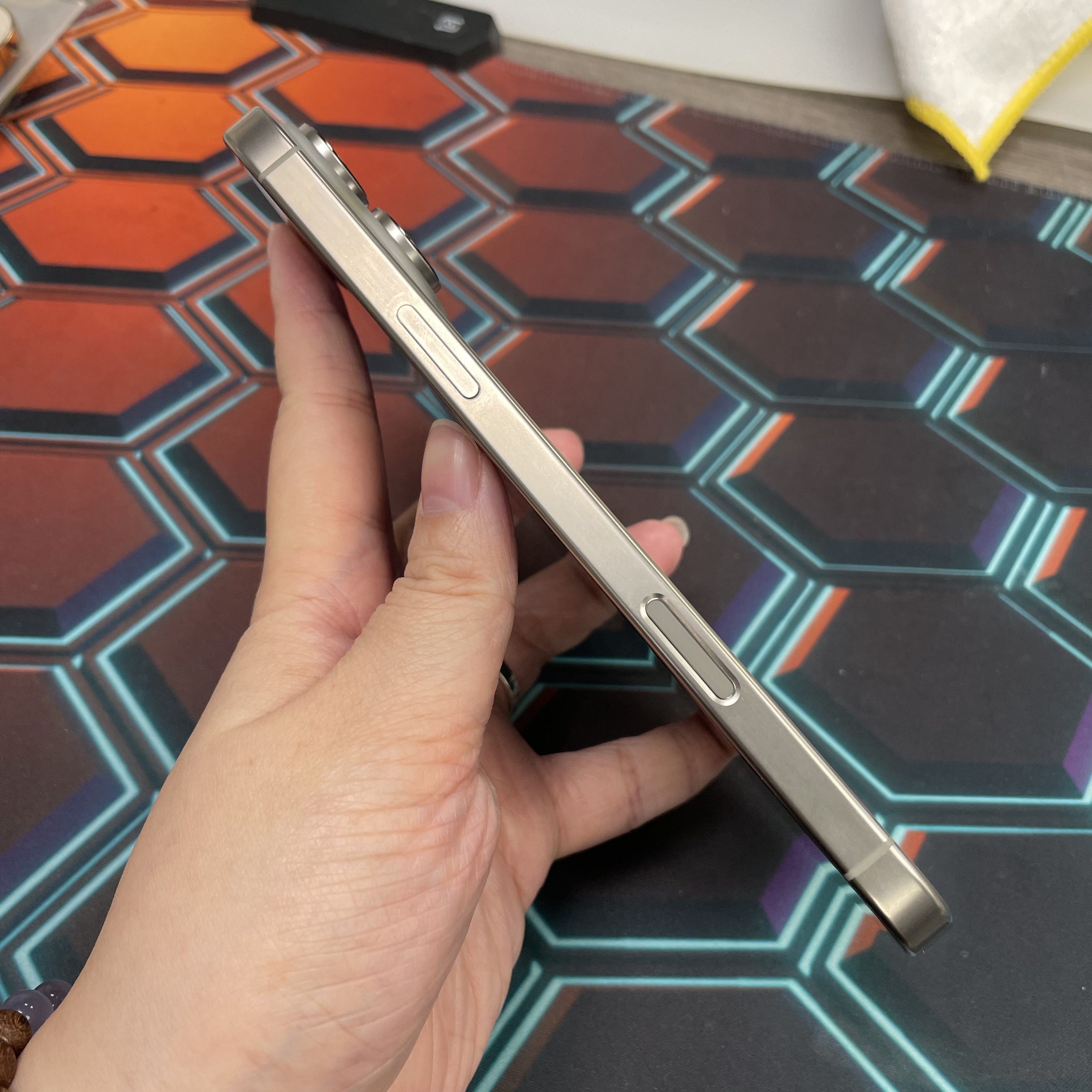 *8268 16 pro max 完美機 256GB 電100 原色 gray