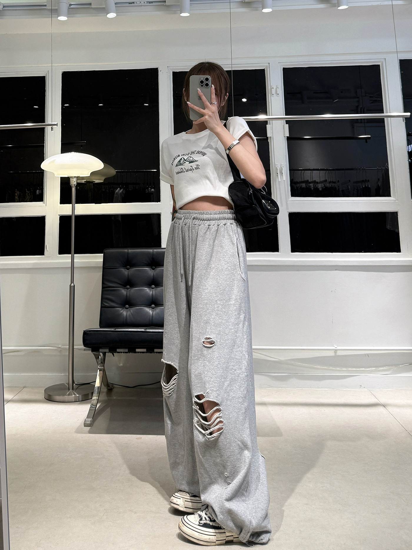 𝐒𝐨𝐟𝐭 𝐦𝐨𝐮𝐧𝐭𝐚𝐢𝐧 𝐥𝐨𝐠𝐨 𝐭-𝐬𝐡𝐢𝐫𝐭