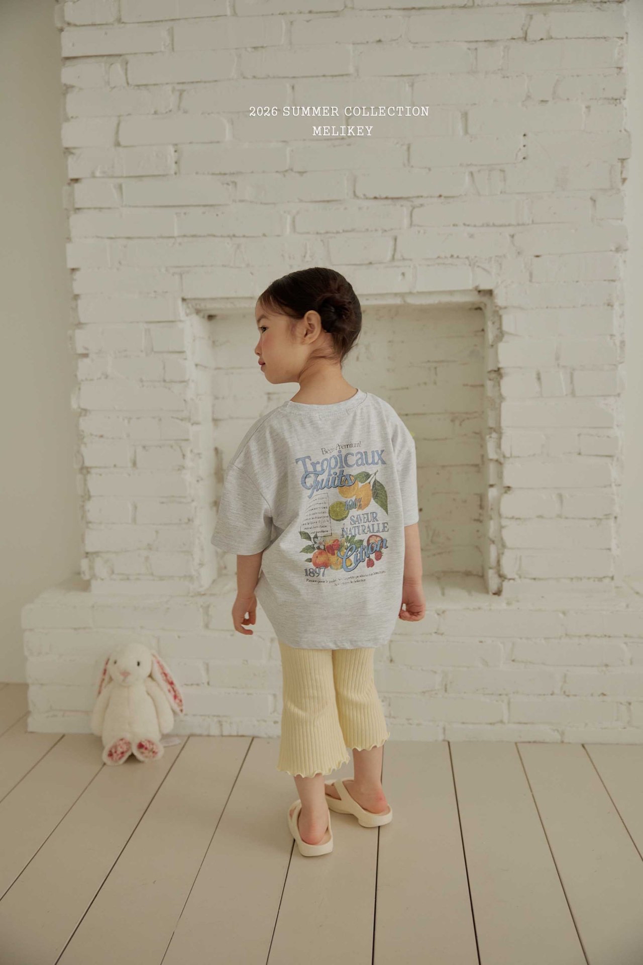 Melkey | Peach T (grey L105-115)