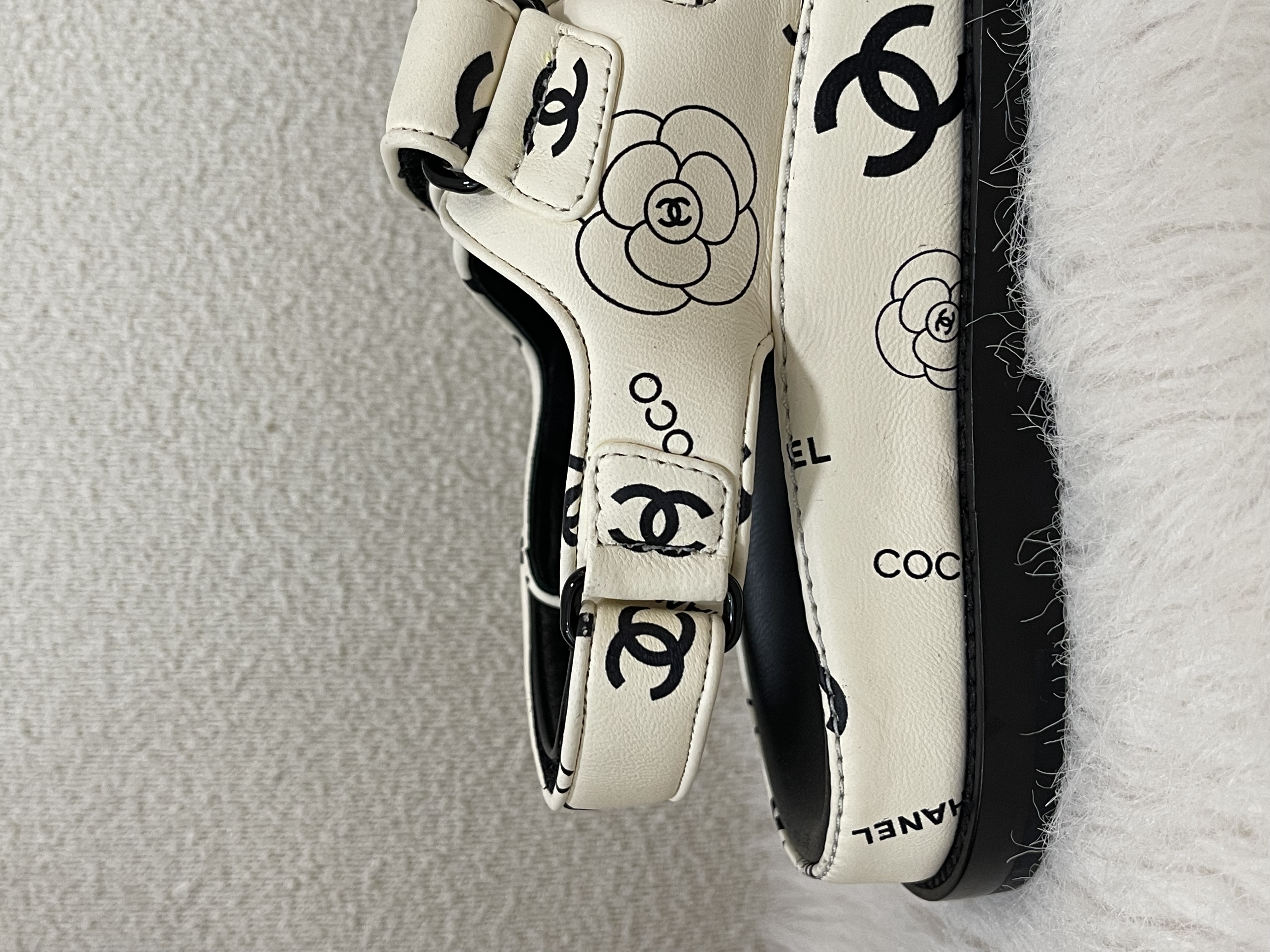 Pre-owned CHANEL Dad Sandals / Product Code: 26032311