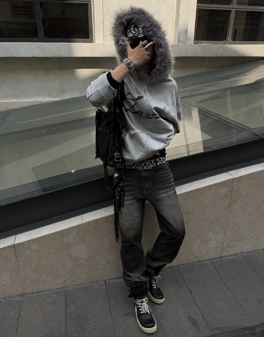 GREY FURY HOODIE ZIP 