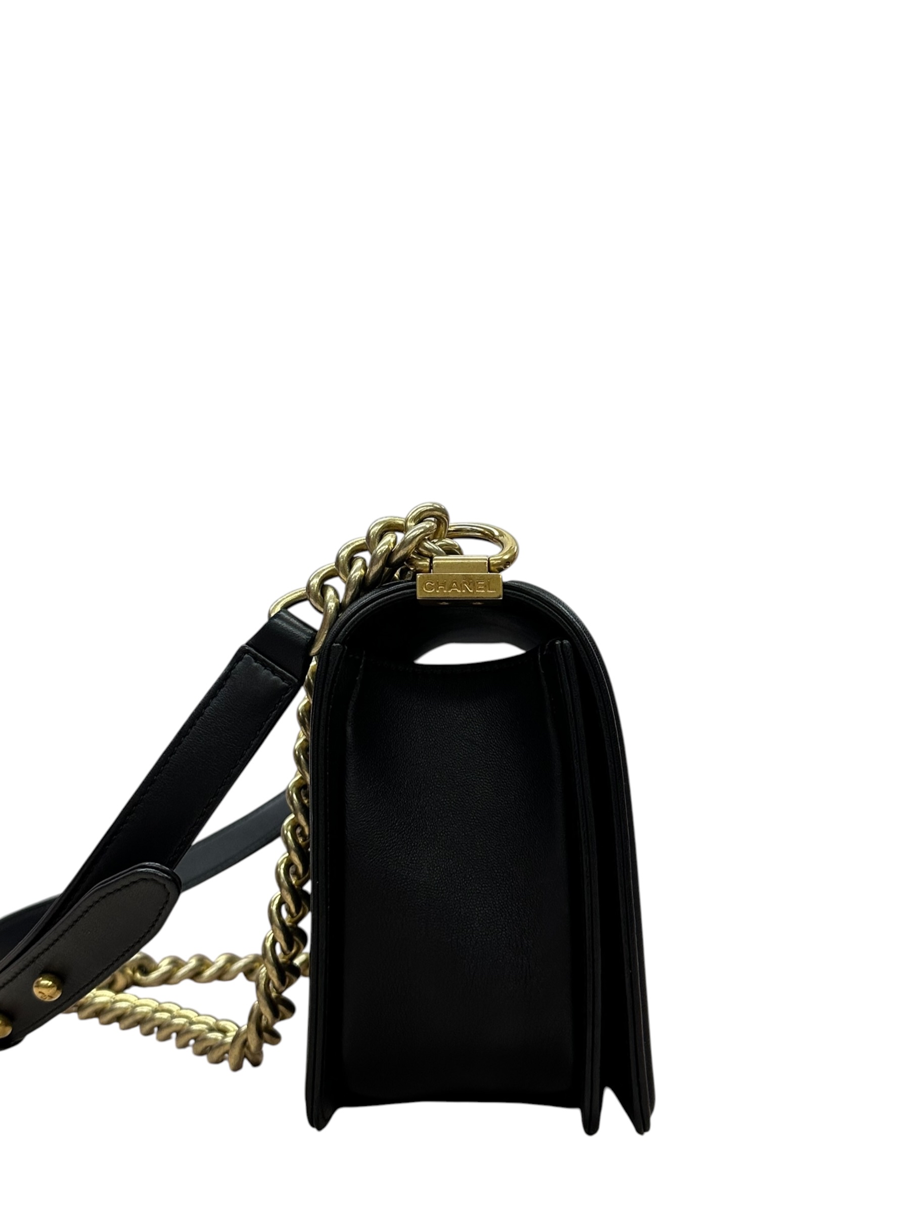 Pre-owned Chanel Boy 25 Flap Bag Lambskin / Product Code:082106