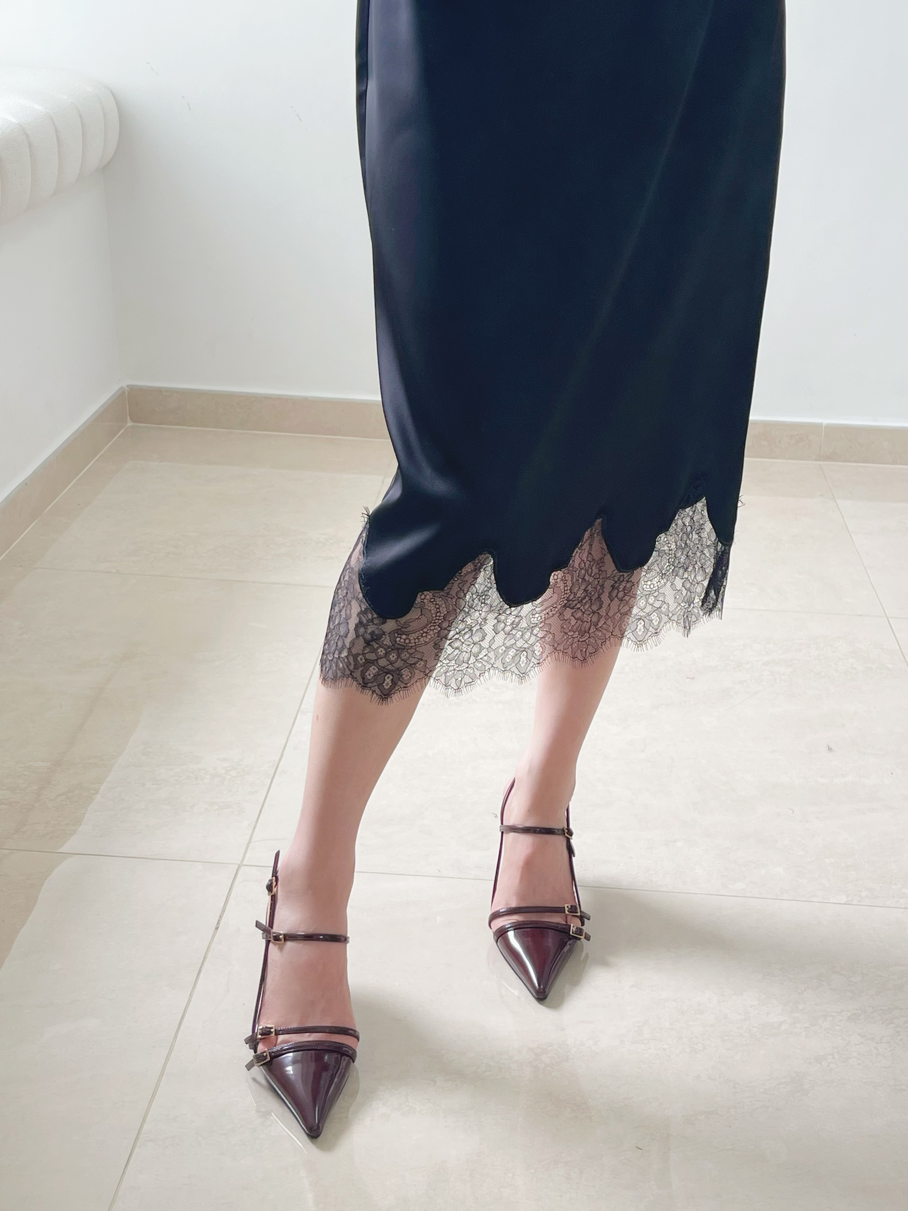 Elegant pointy straps heels