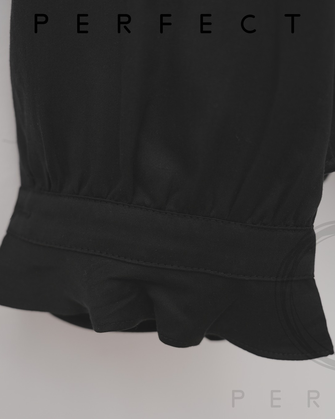 T0004_高貴面料五色大RUFFLE領上衣（顯瘦黑）