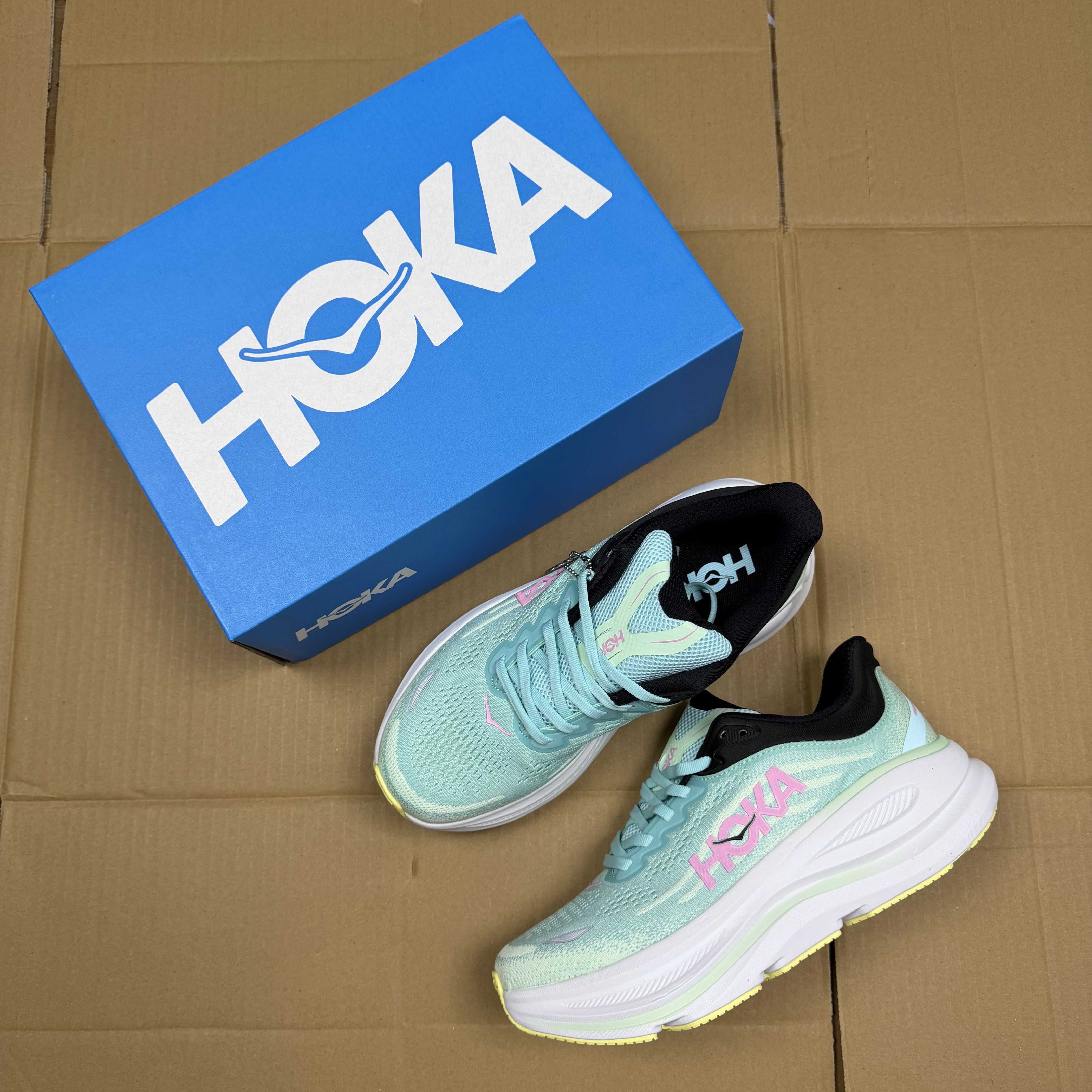 Hoka One One Bondi 9 