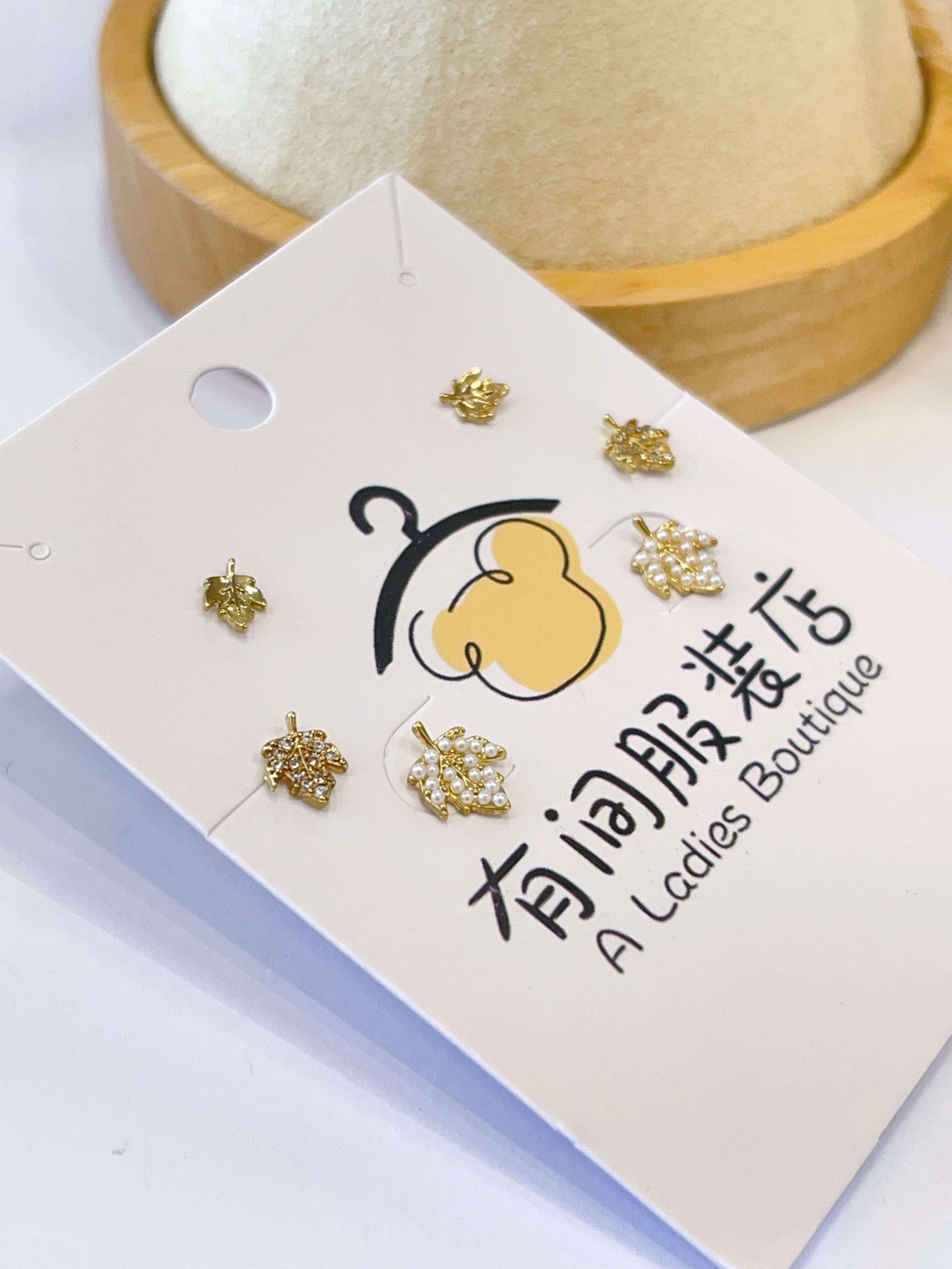 珍珠叶子状耳环套装