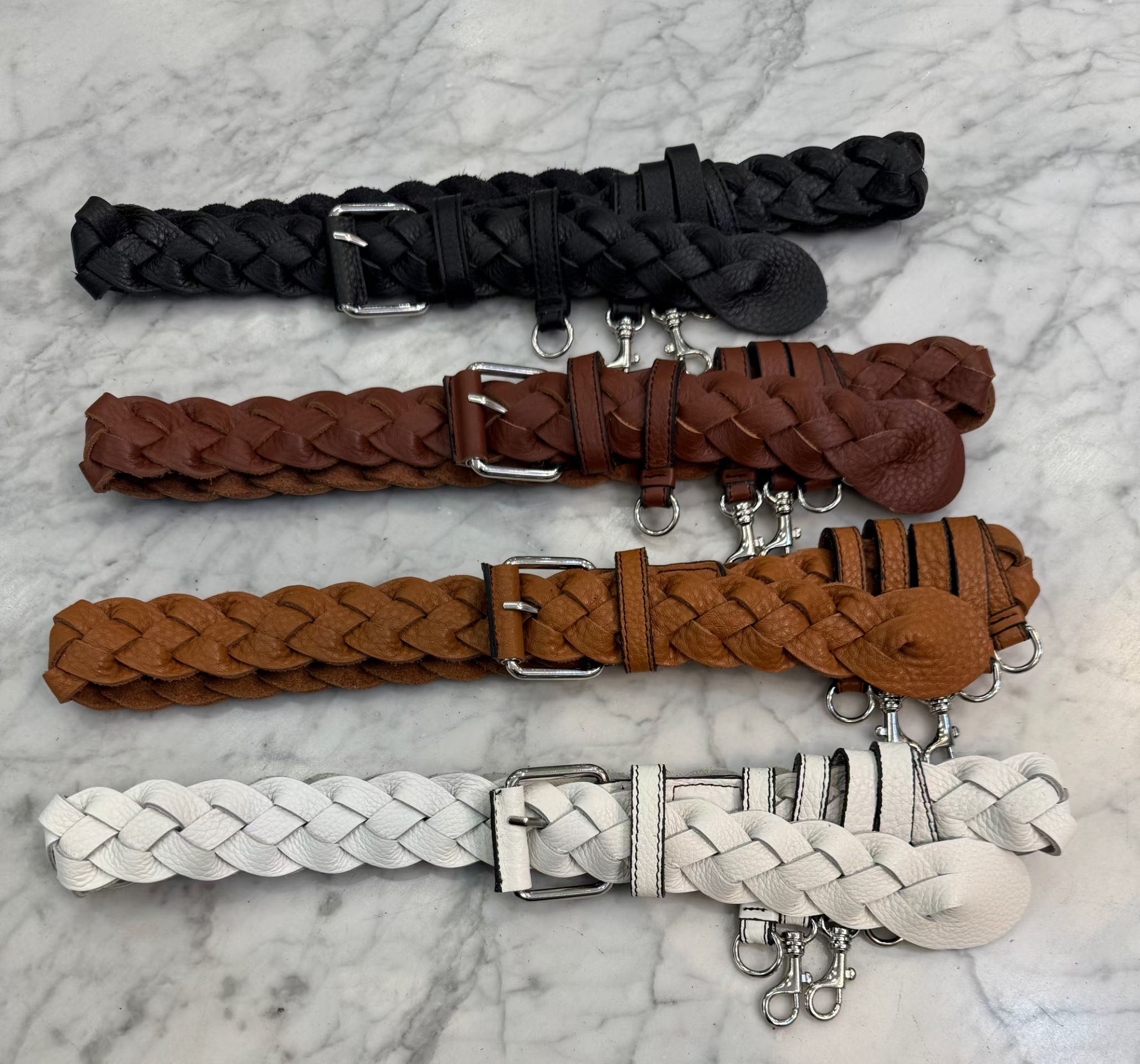 Stylish leather belt 