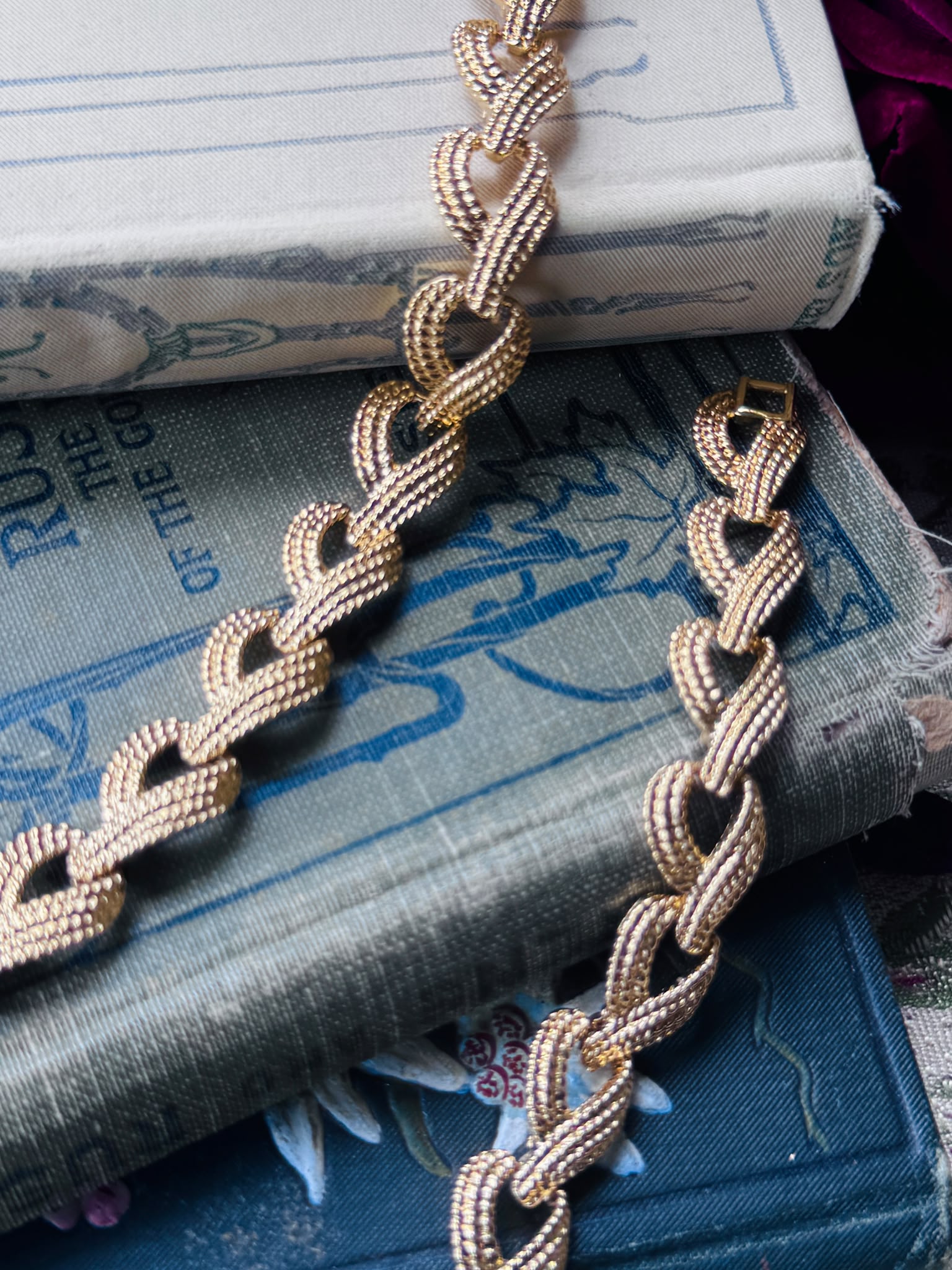Vintage Napier "Heart Knot"  Necklace and Bracelet Set (MT2611)