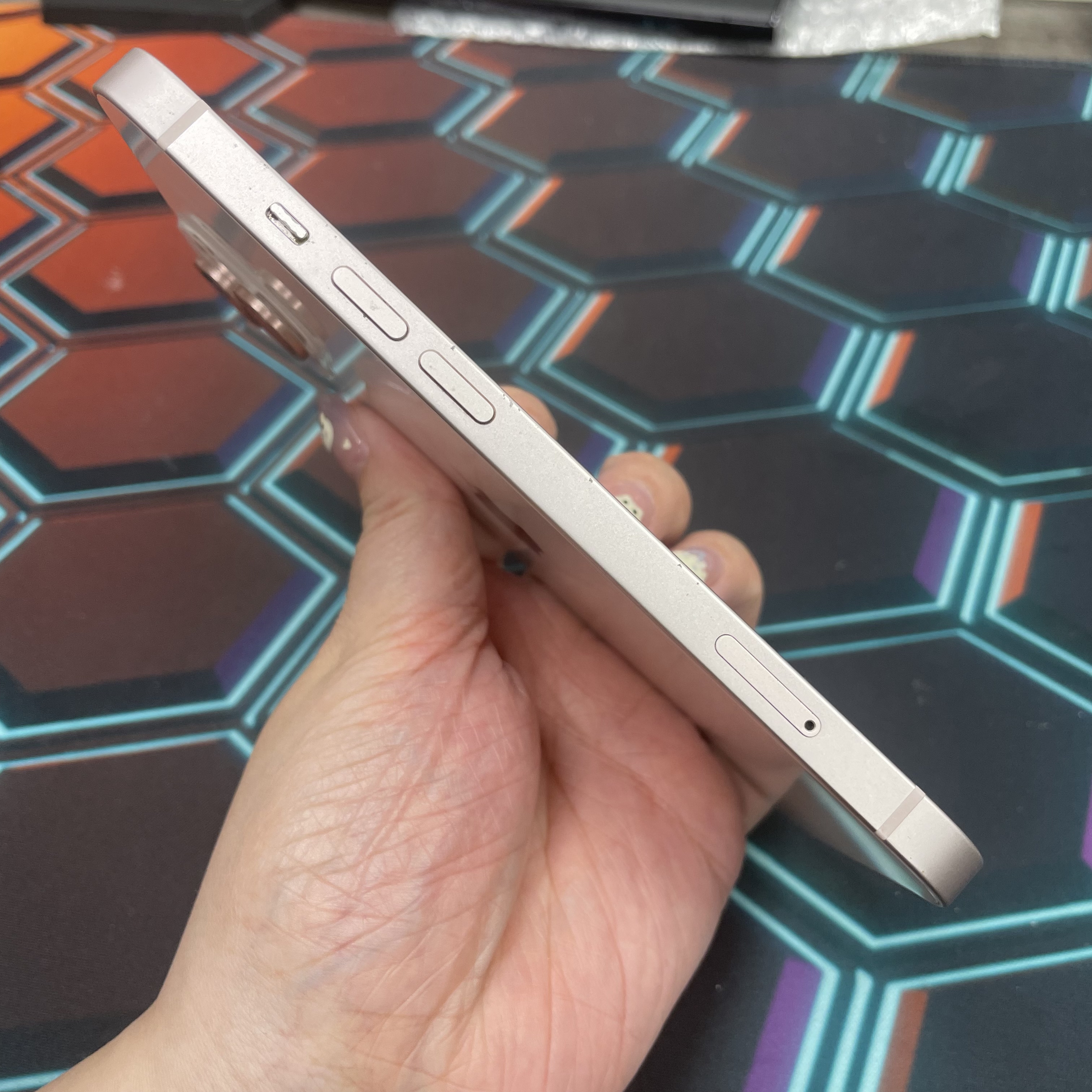 *6807 13 超靚機 128GB 電74 粉色 pink