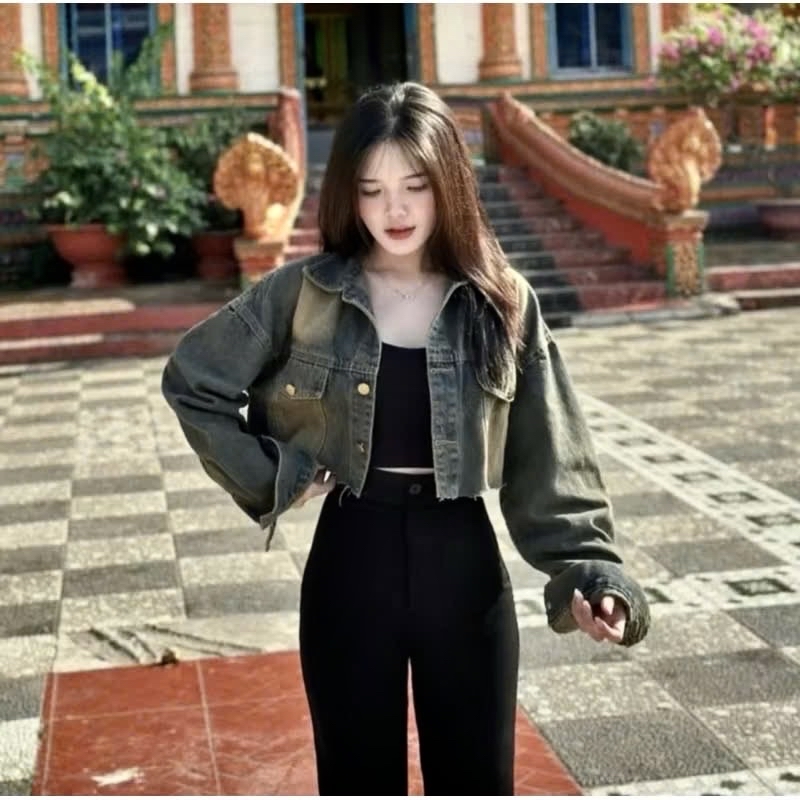 短版牛仔外套做舊设计