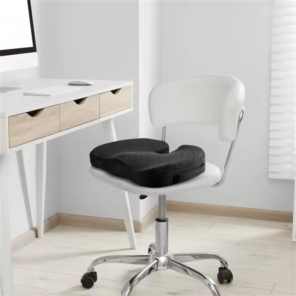 記憶棉人體工學慢回彈坐墊 黑色 UB0284