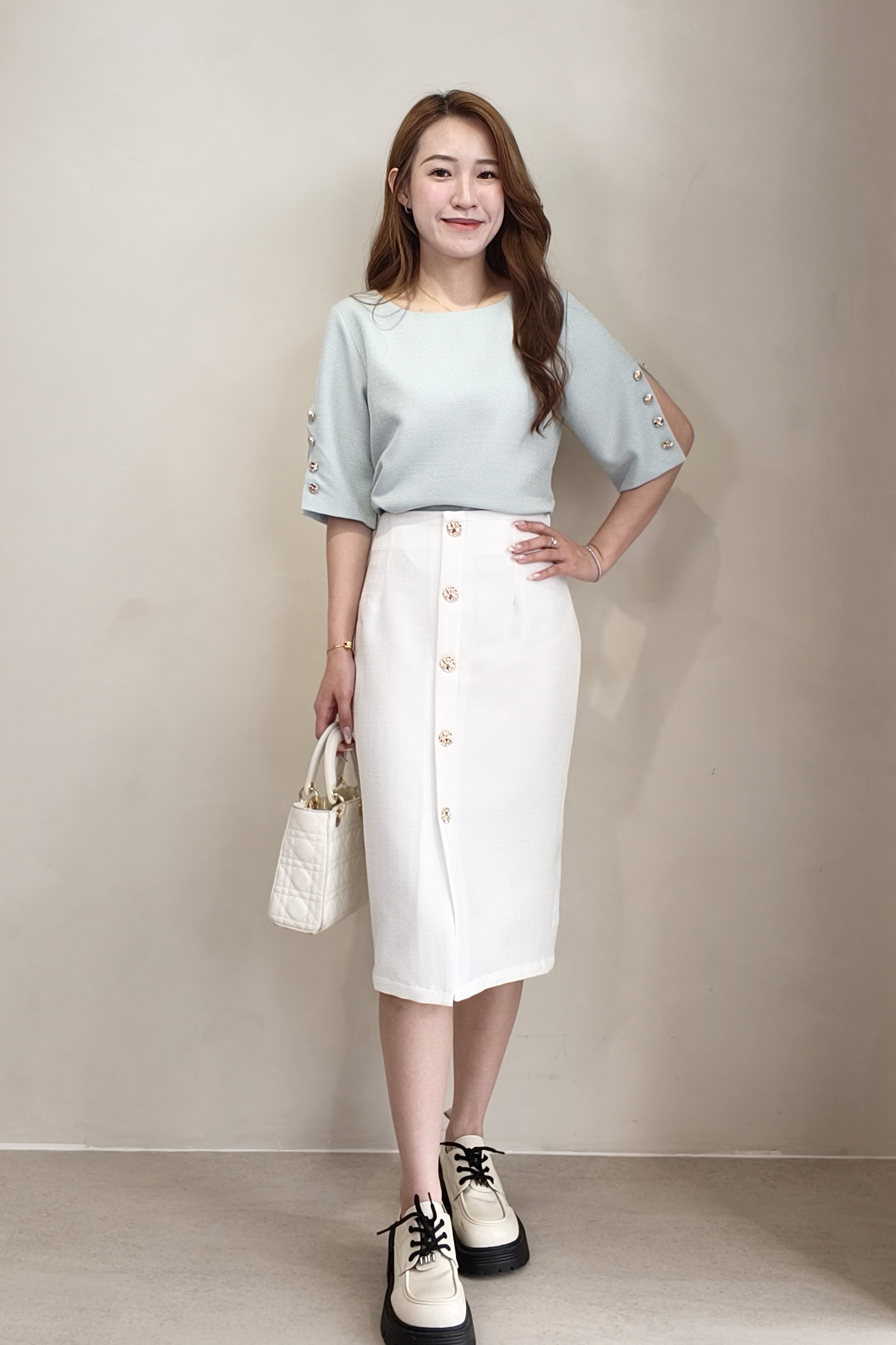 26668 Metal Button Sleeve Top