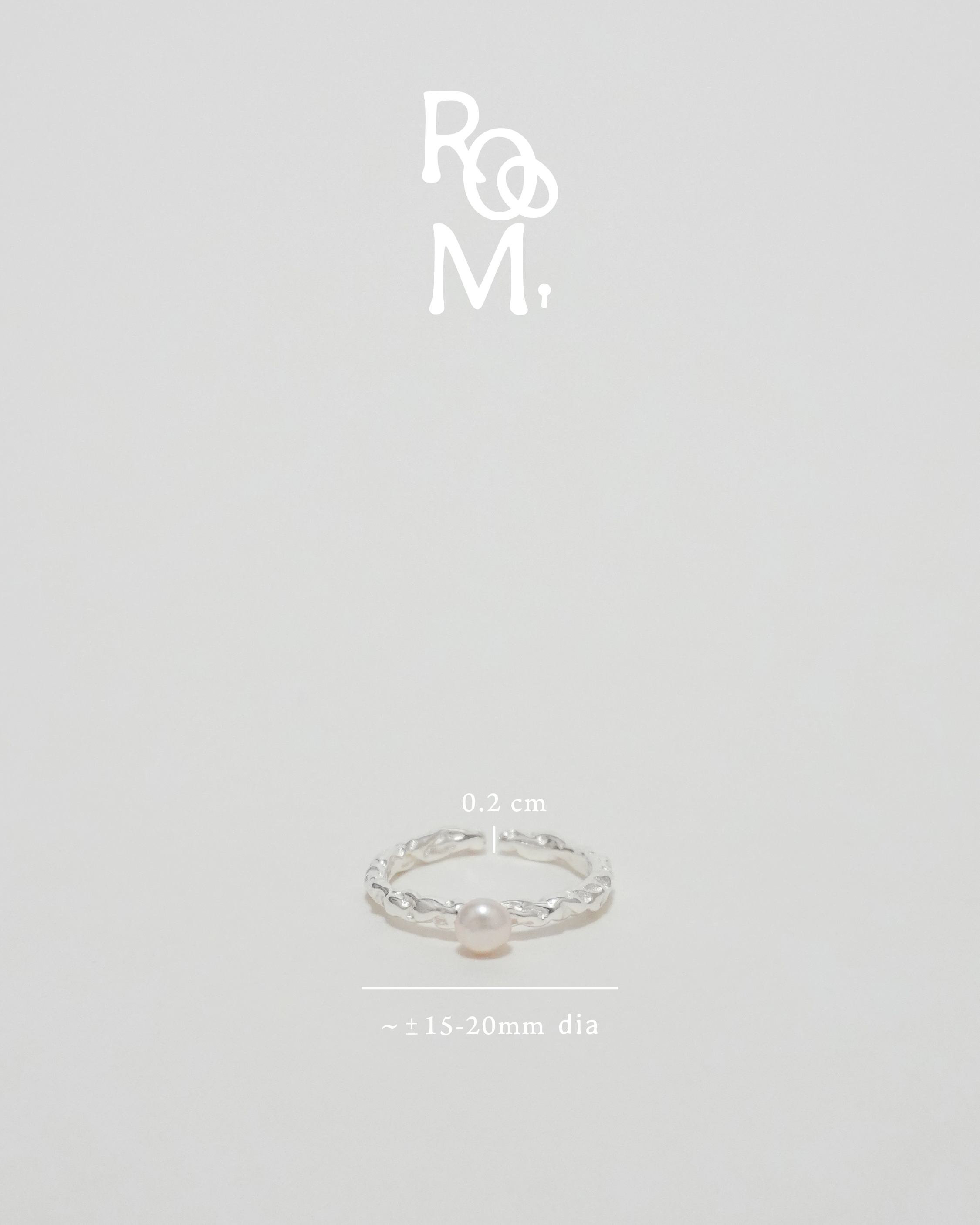 Ethereal Pearl Ring