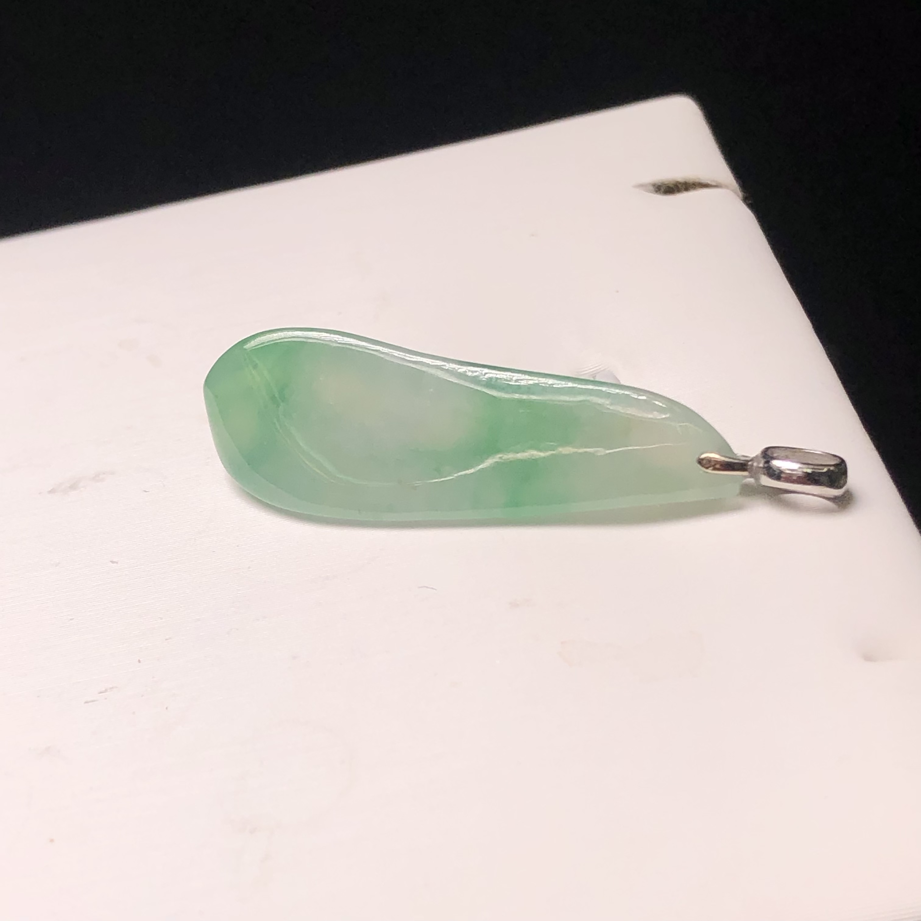 YK005210飄翠白蘭花吊墜(18K白金扣)