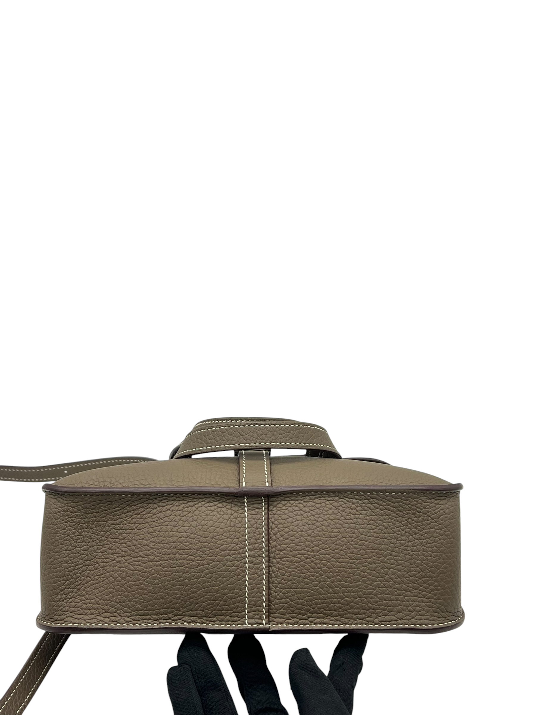 Pre-Owned HERMÉS Halzan Stamp W / Product Code: 26052903