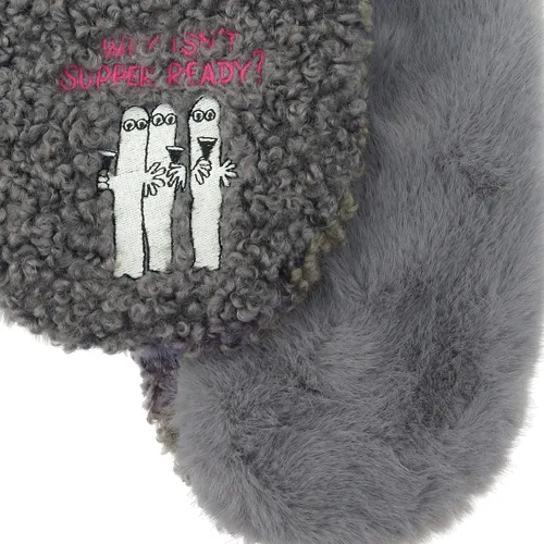 日本代購【 2026秋冬新商品 日本直送 MOOMIN 刺繡保暖 毛毛交叉 圍巾 Boa Tippet Scarf 】