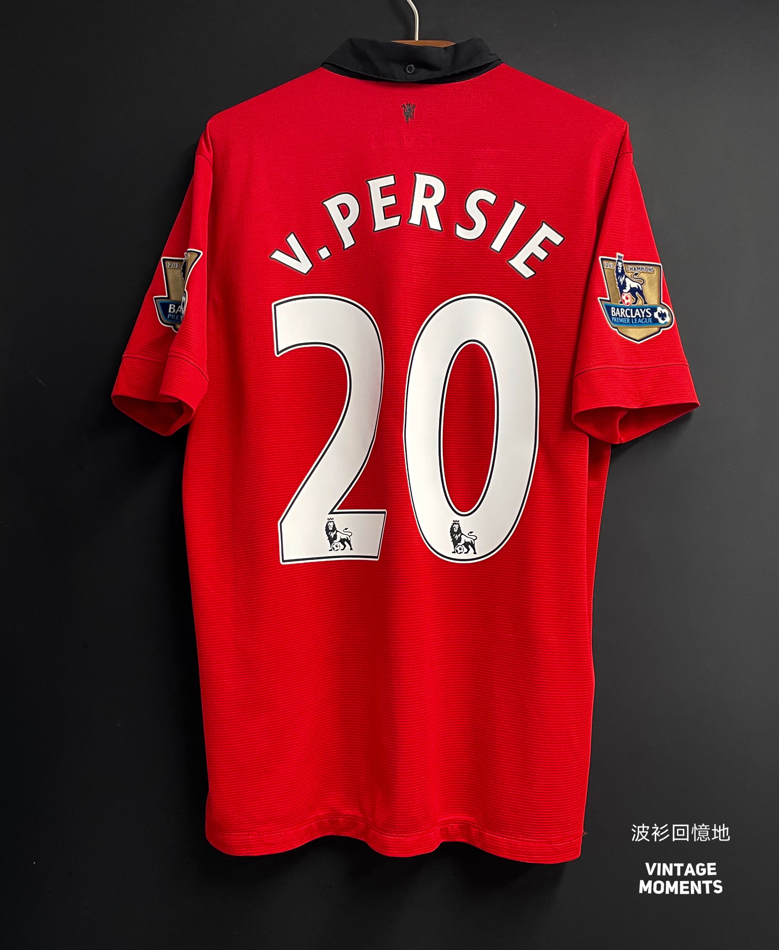 曼聯13/14主場 雲佩斯 MANCHESTER UNITED 2013-2014 HOME FOOTBALL SHIRT VAN PERSIE 