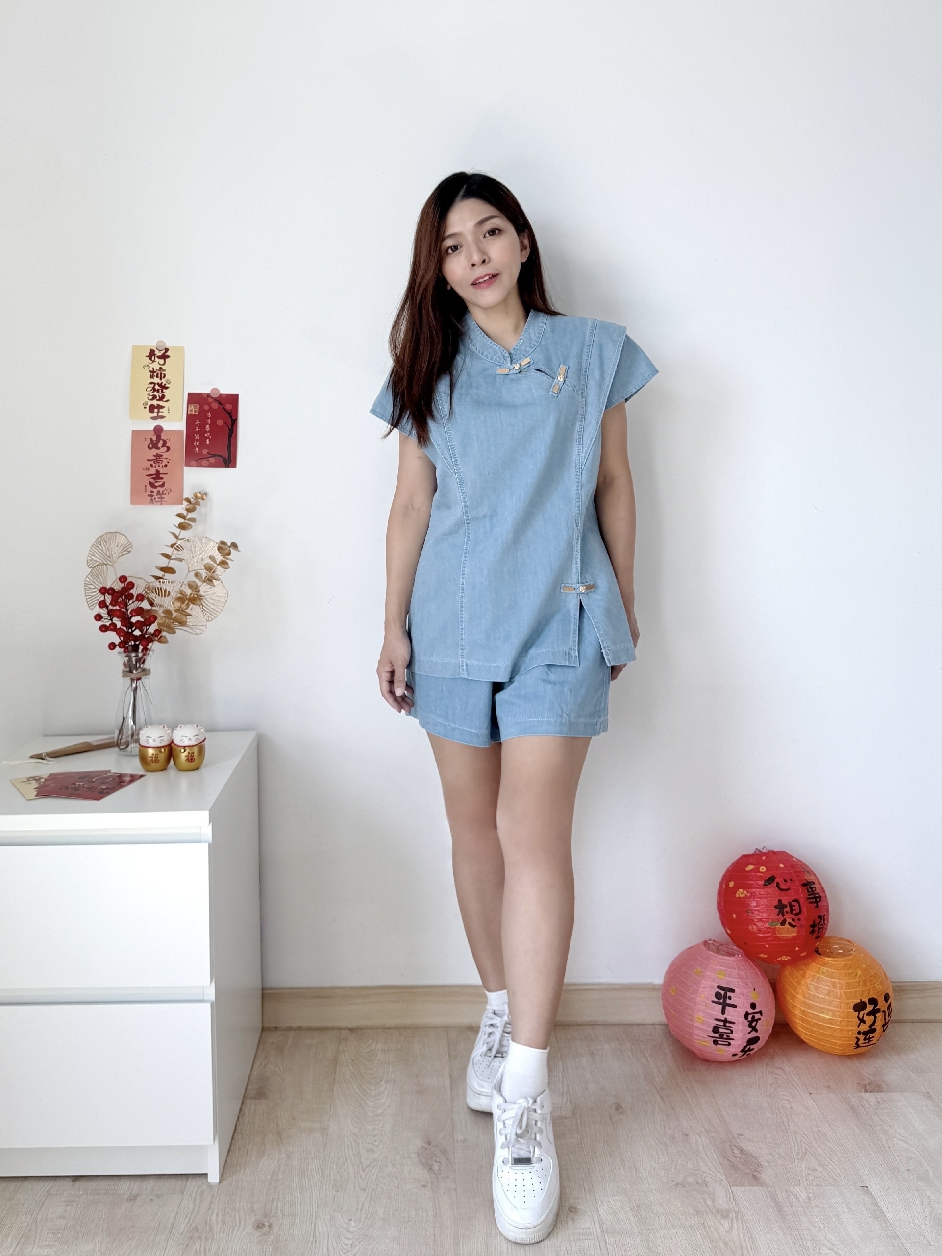 Ru Yi Oriental Denim Set “如.意” 新中式盘扣设计牛仔上衣+短裤套装 (2 Colours)