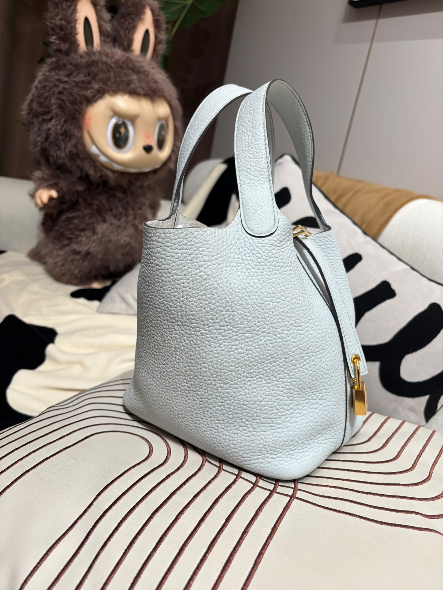 Hermes Picotin 18 Stamp B 聖杯藍金扣 100%Authentic, 95%New ✅Key Lock✅Dust bag