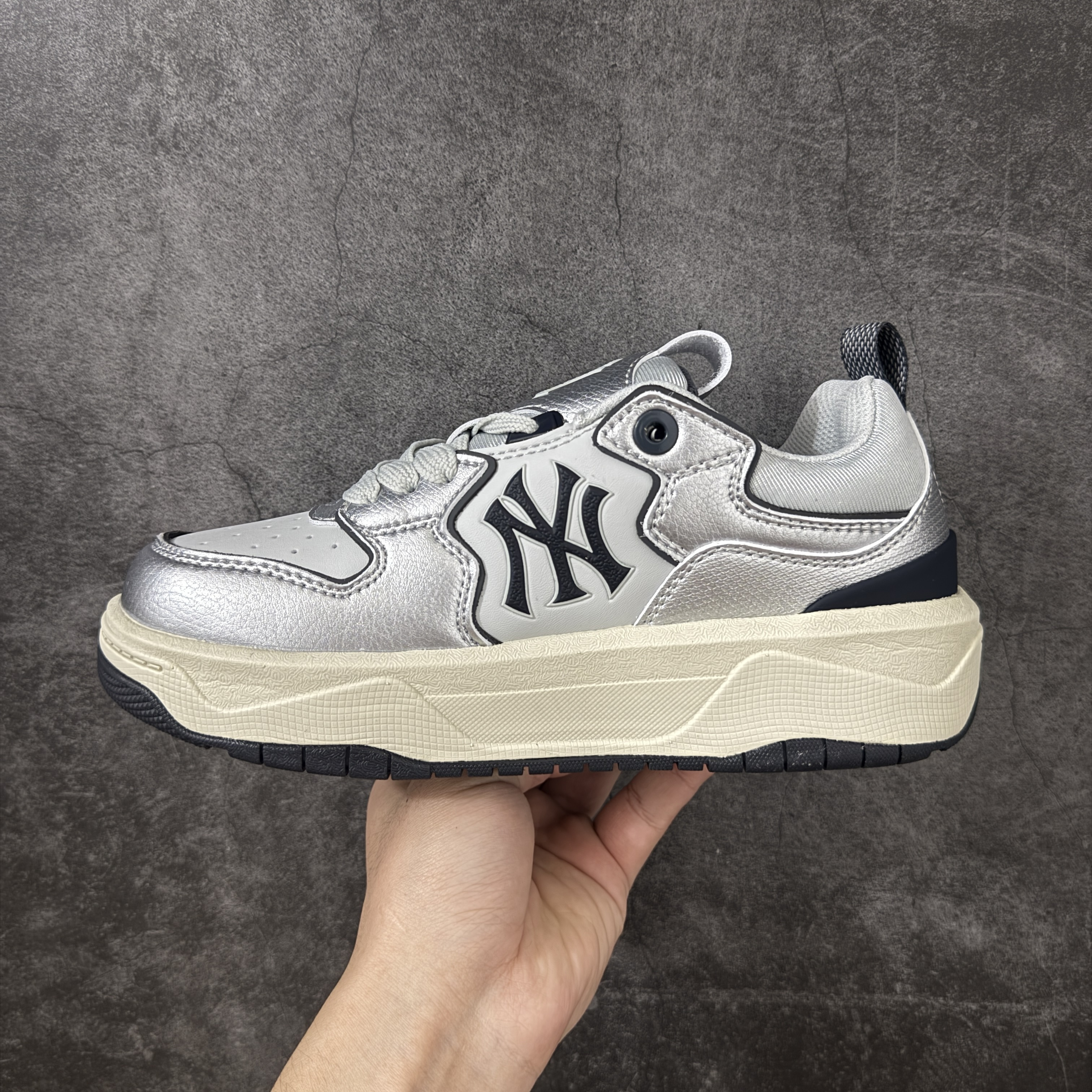 MLB Chunky Liner Basic