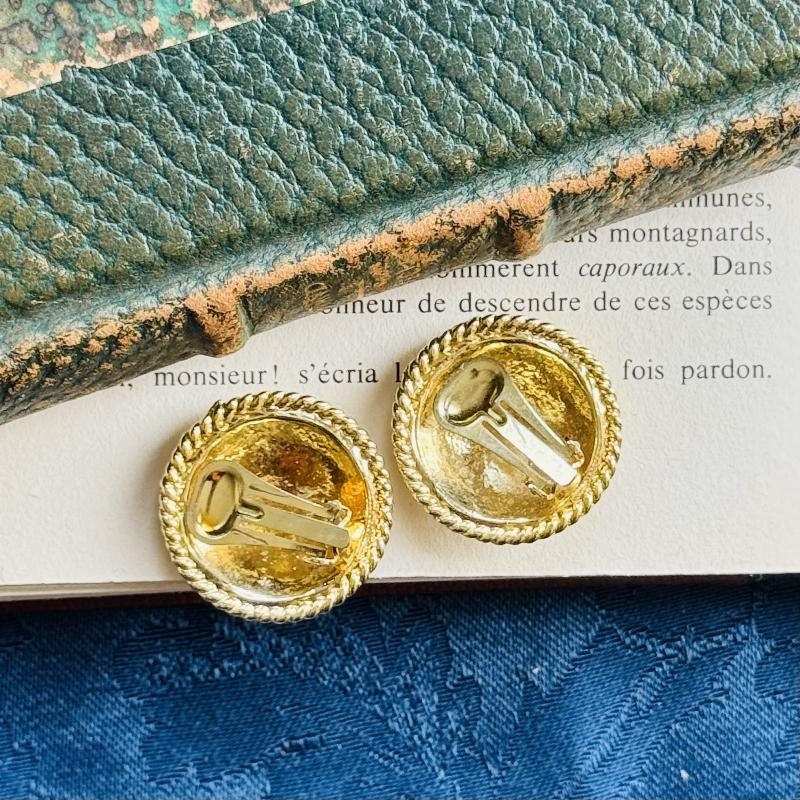 Sail into Style: Vintage '80s Nautical Rhinestone Clips Earrings (MT1960-18)