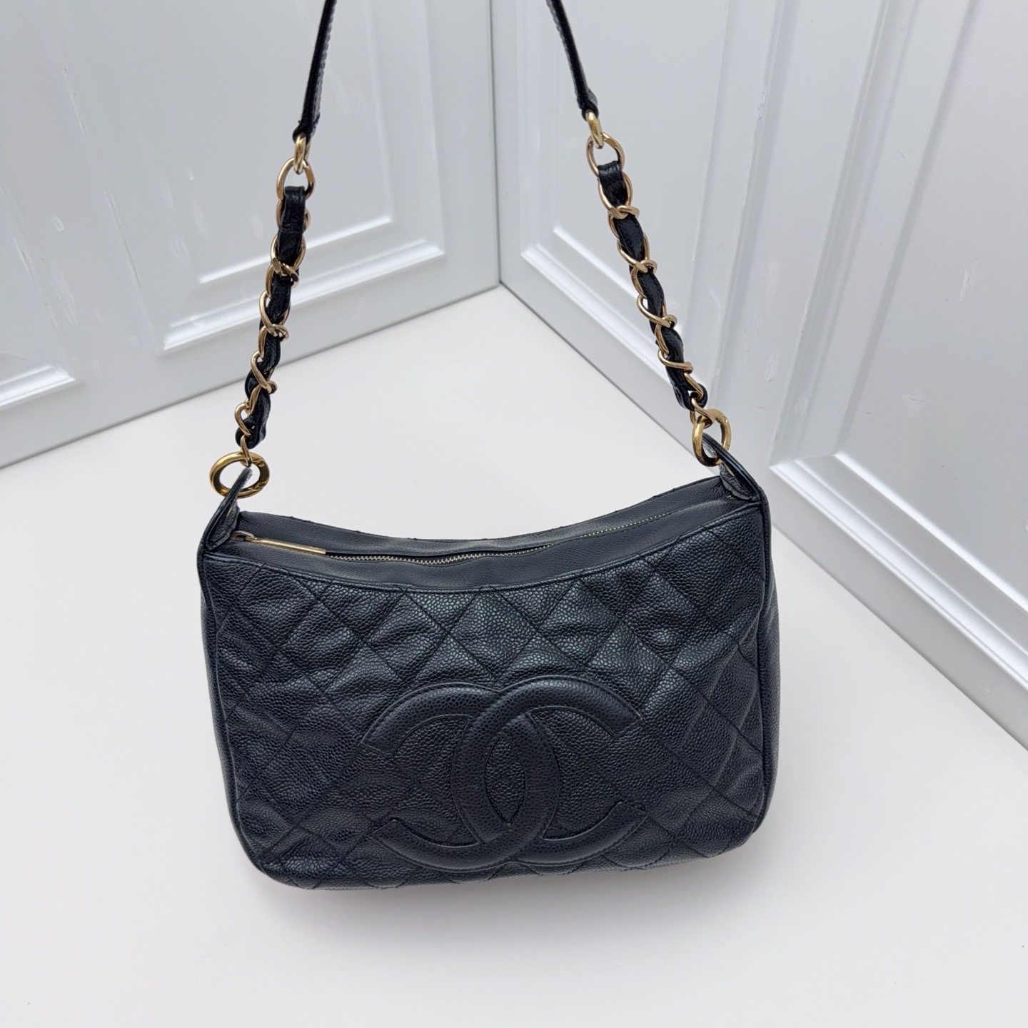 【預訂貨品】Chanel黑金荔枝皮 hobo