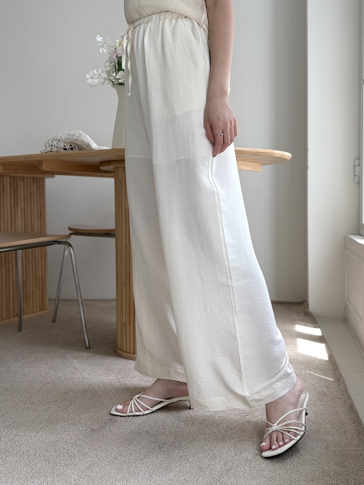 The Airy Elastic Pants (Cream)