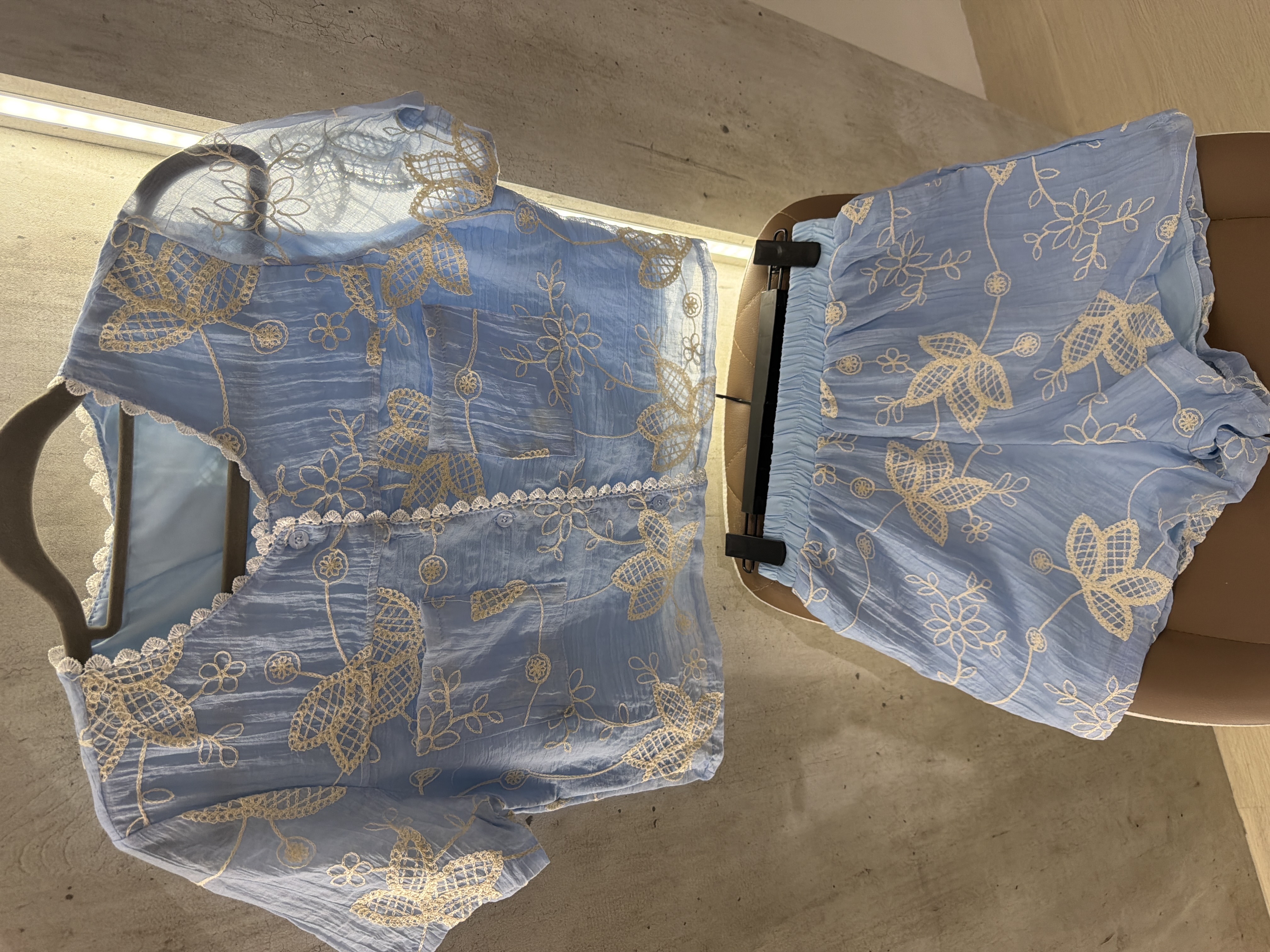 花卉刺繡兩件套裝