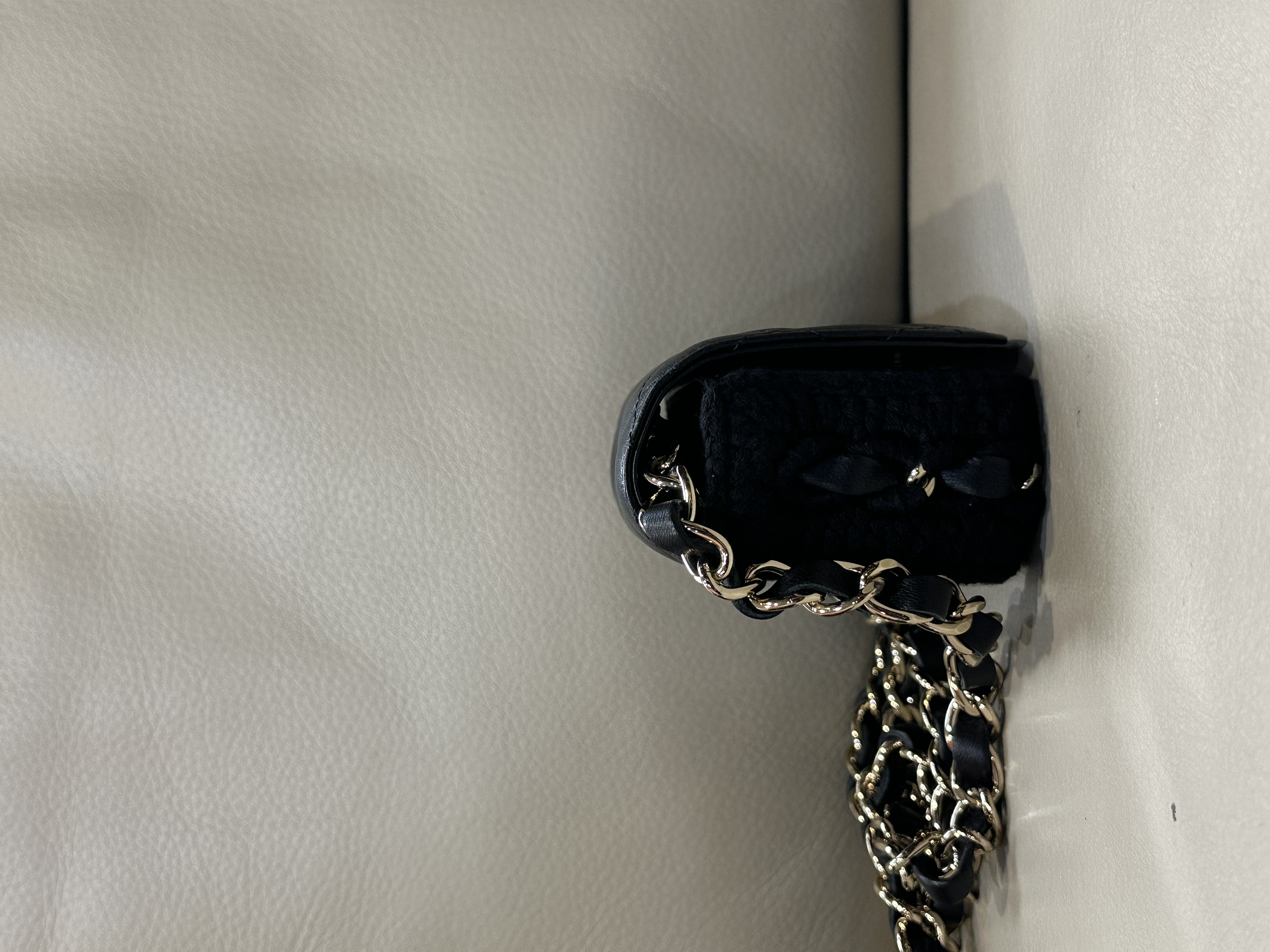 Pre-owned Chanel CC Quilted Crochet Flap Mini Black Lambskin Gold / Product Code: 26040507