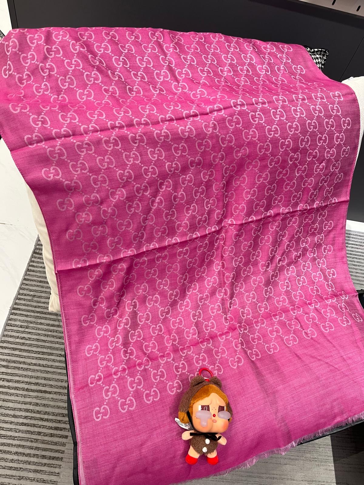 未使用品 Gucci scarf 羊毛頸巾 100%Authentic unused 