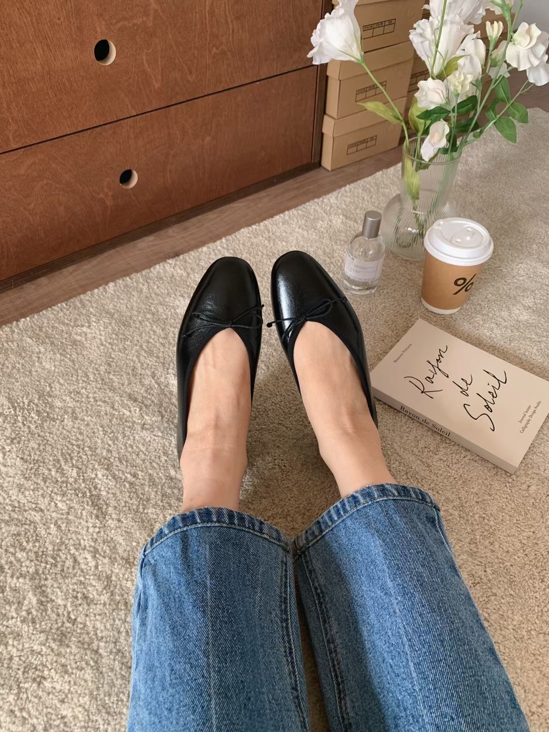 Ribbon ballet flat shoes