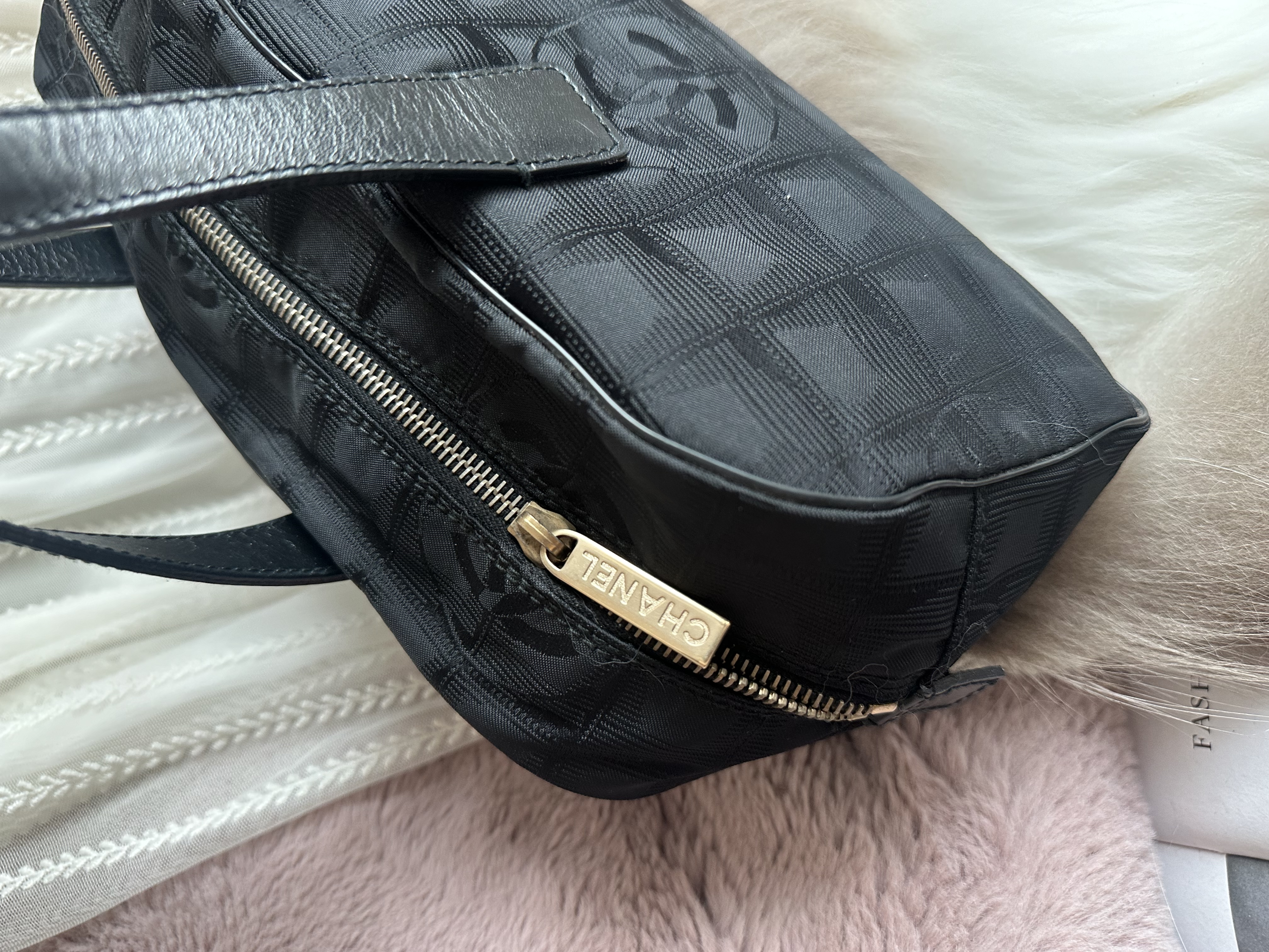 美品  03-04 vintage chanel black jacqurd shoulder bag 