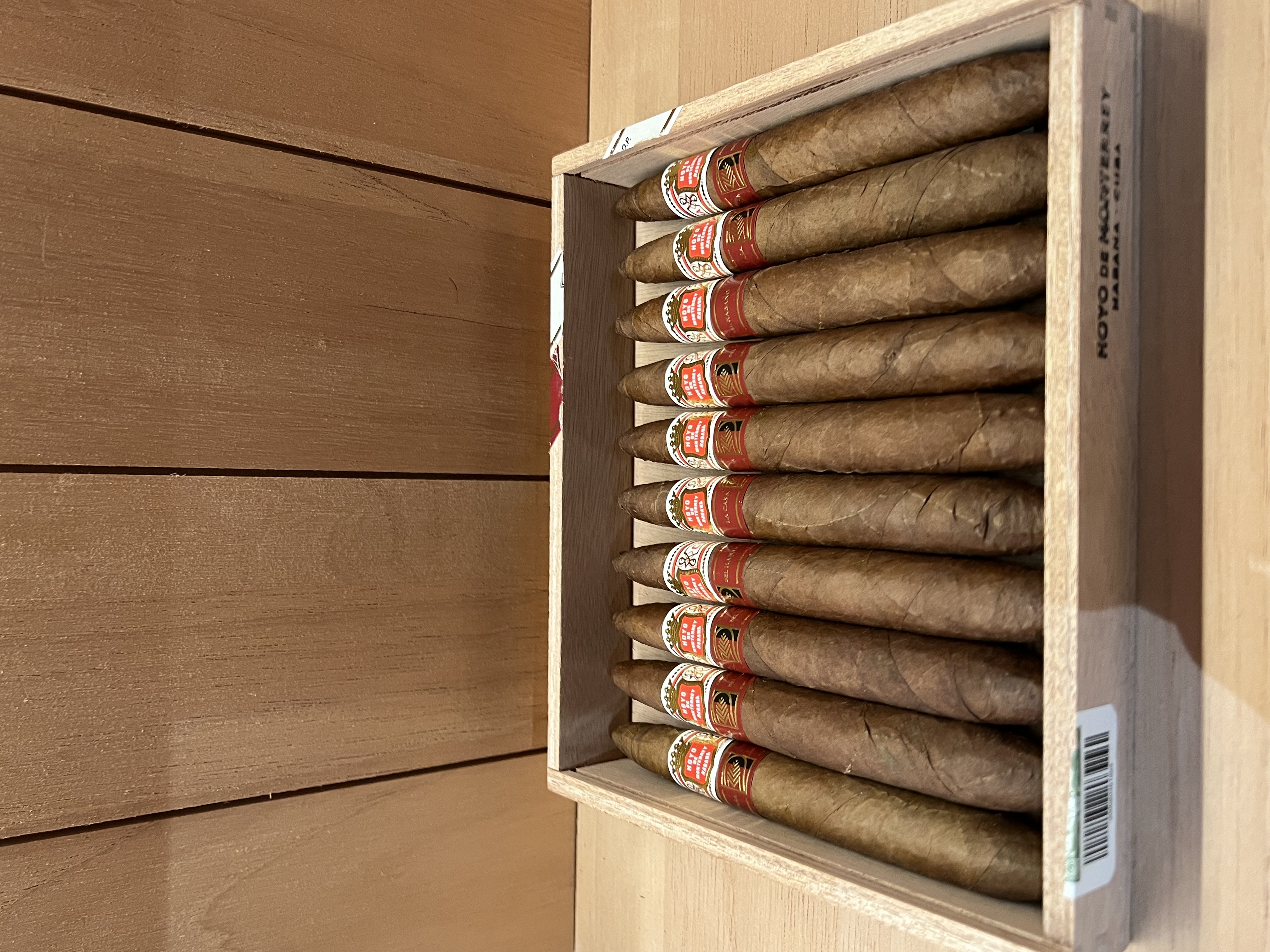 HOYO DE MONTERREY好友蒙特雷優雅LCDH （10支）