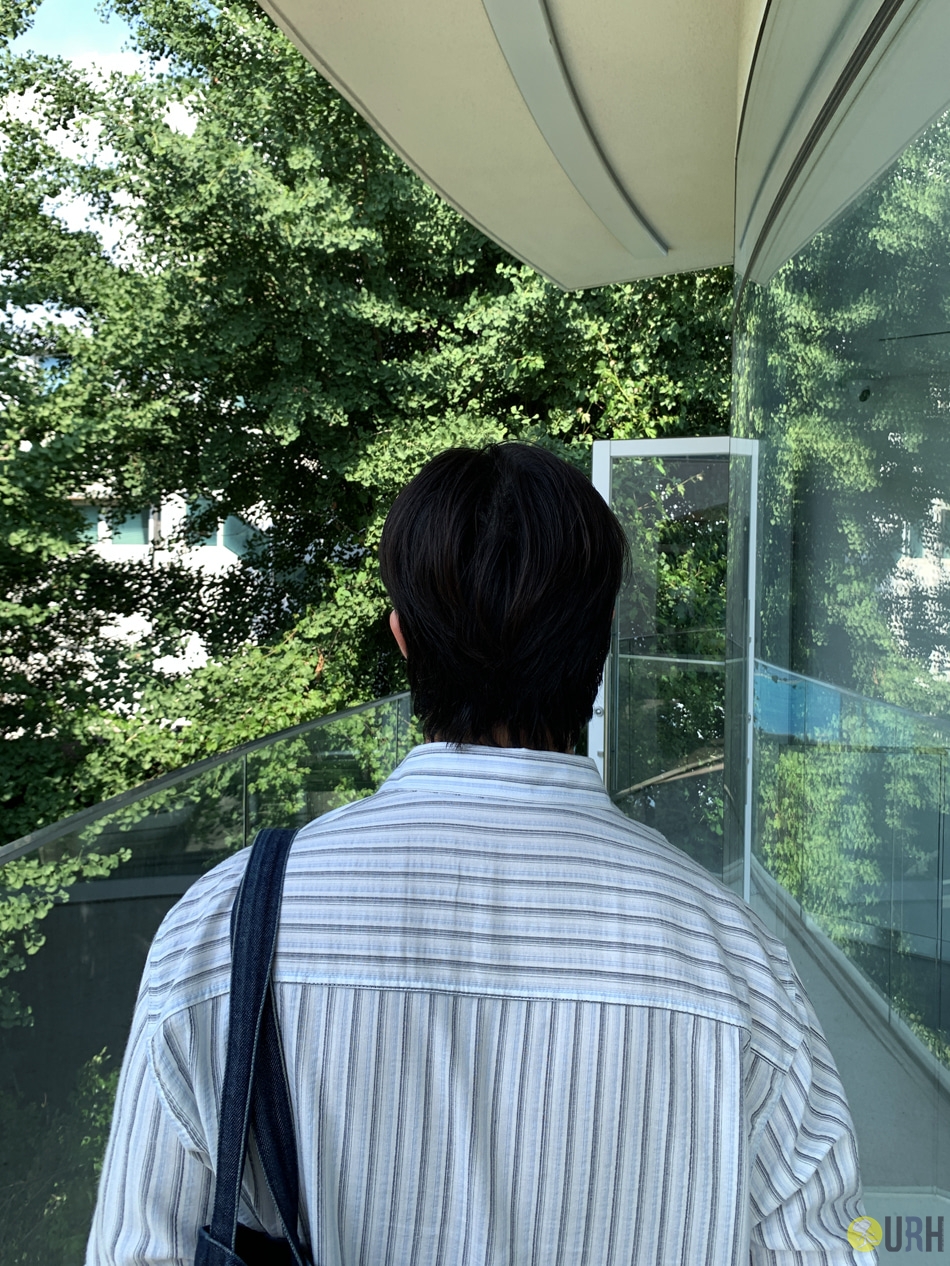 【100%保證韓國直送】Dry Touch 輕量防曬細直條紋微寬鬆長袖襯衫 👕 [2 color] RL115050