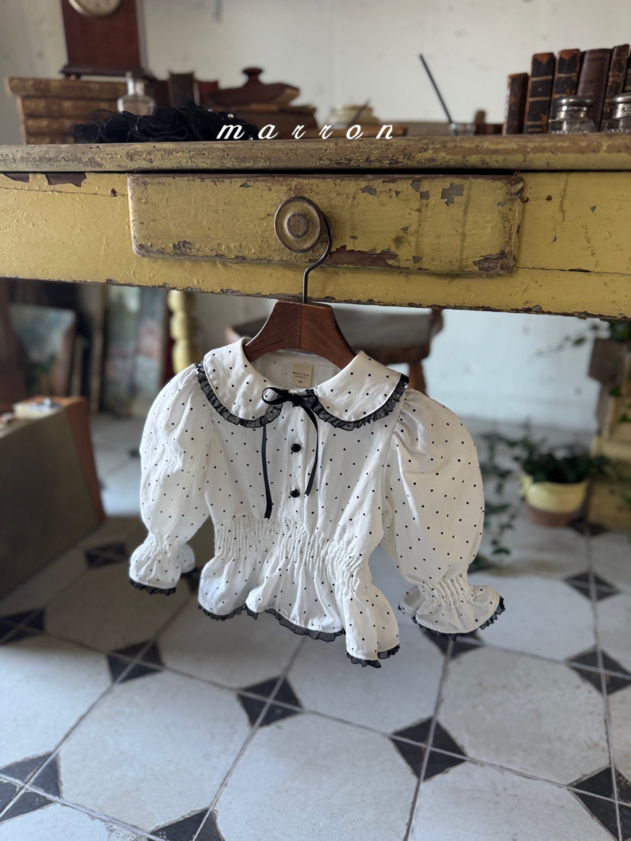 🇰🇷Marron blouse