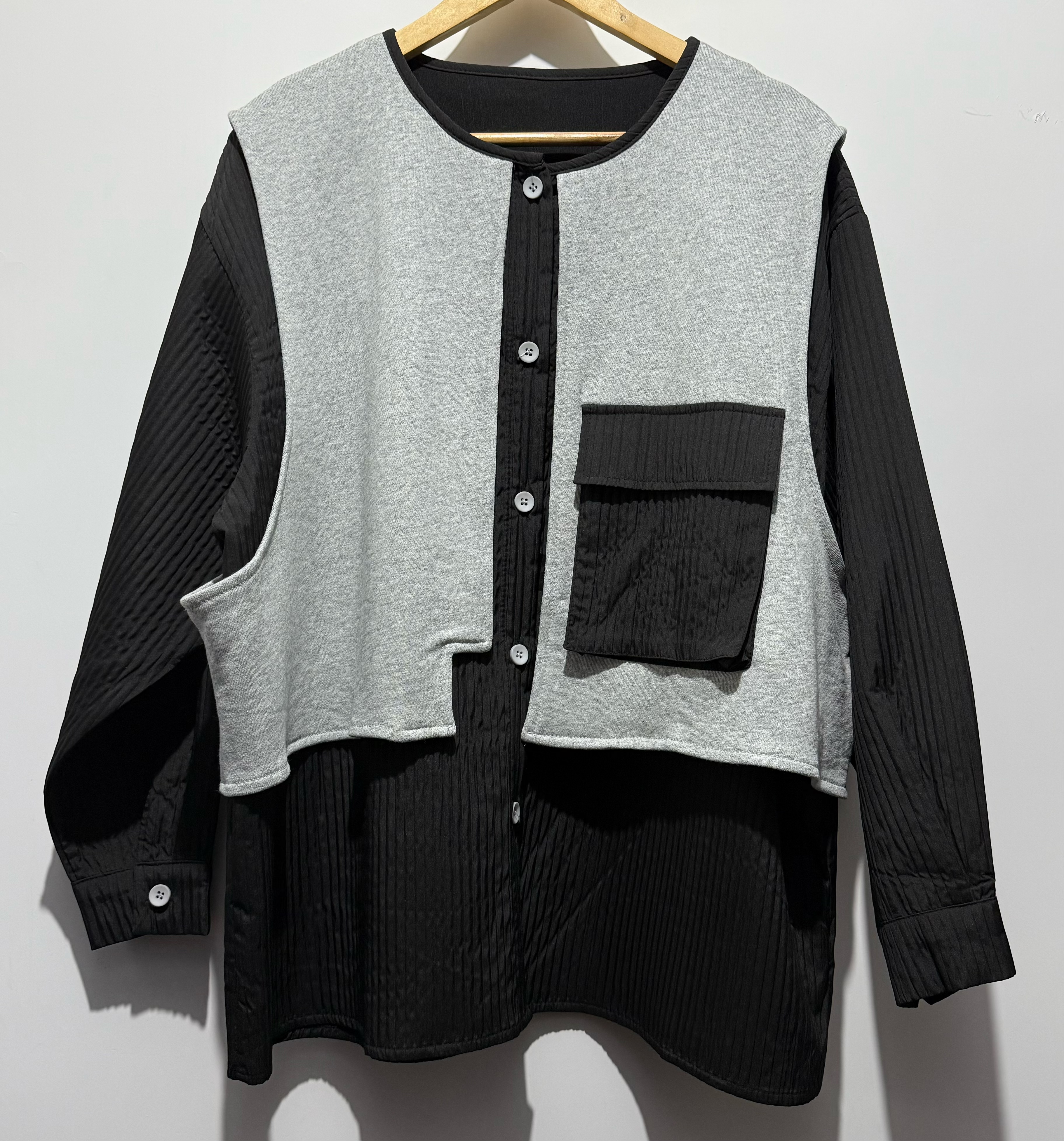 #2069 闊身假兩件長Top