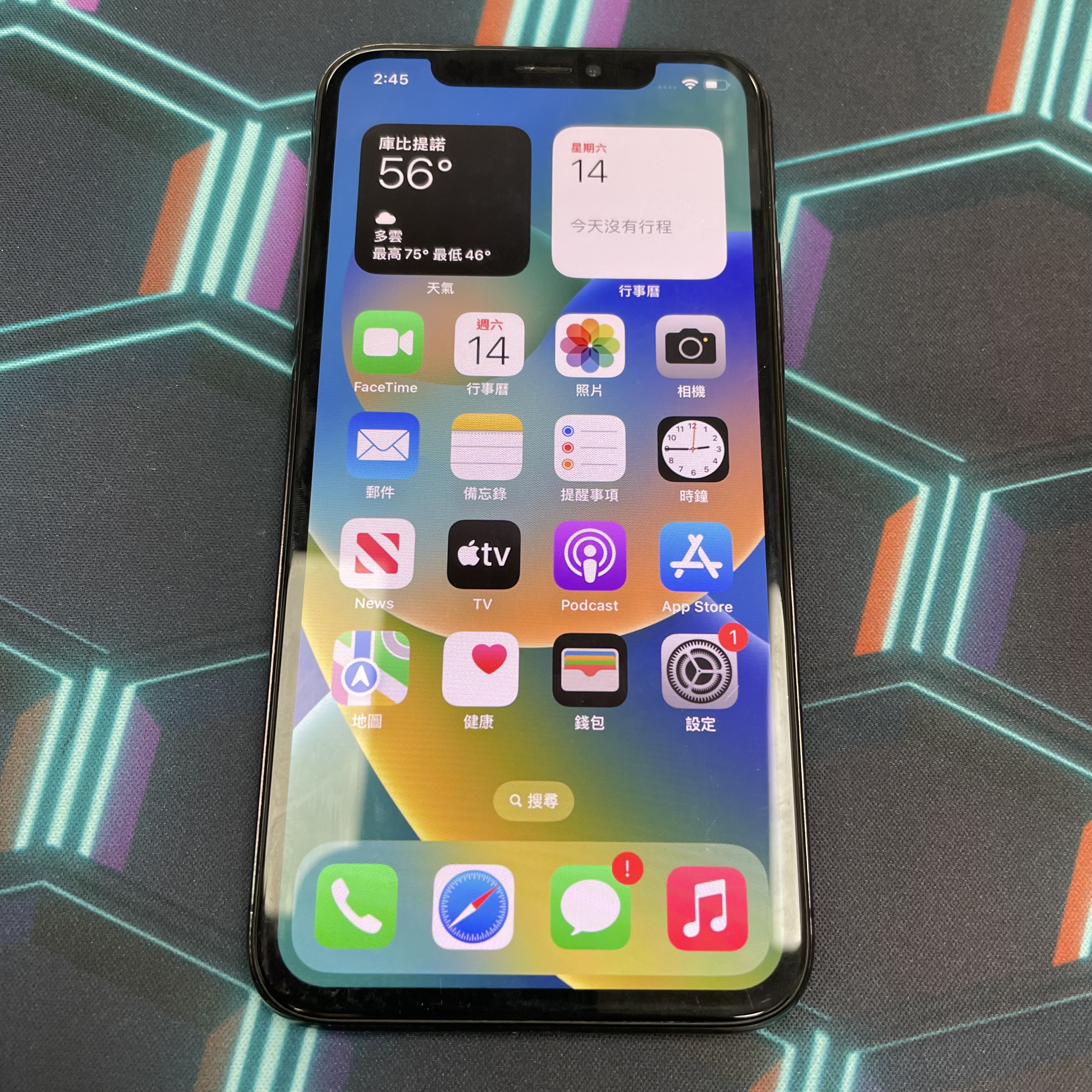 *6136 X 靚機 64GB 電95 黑色 black