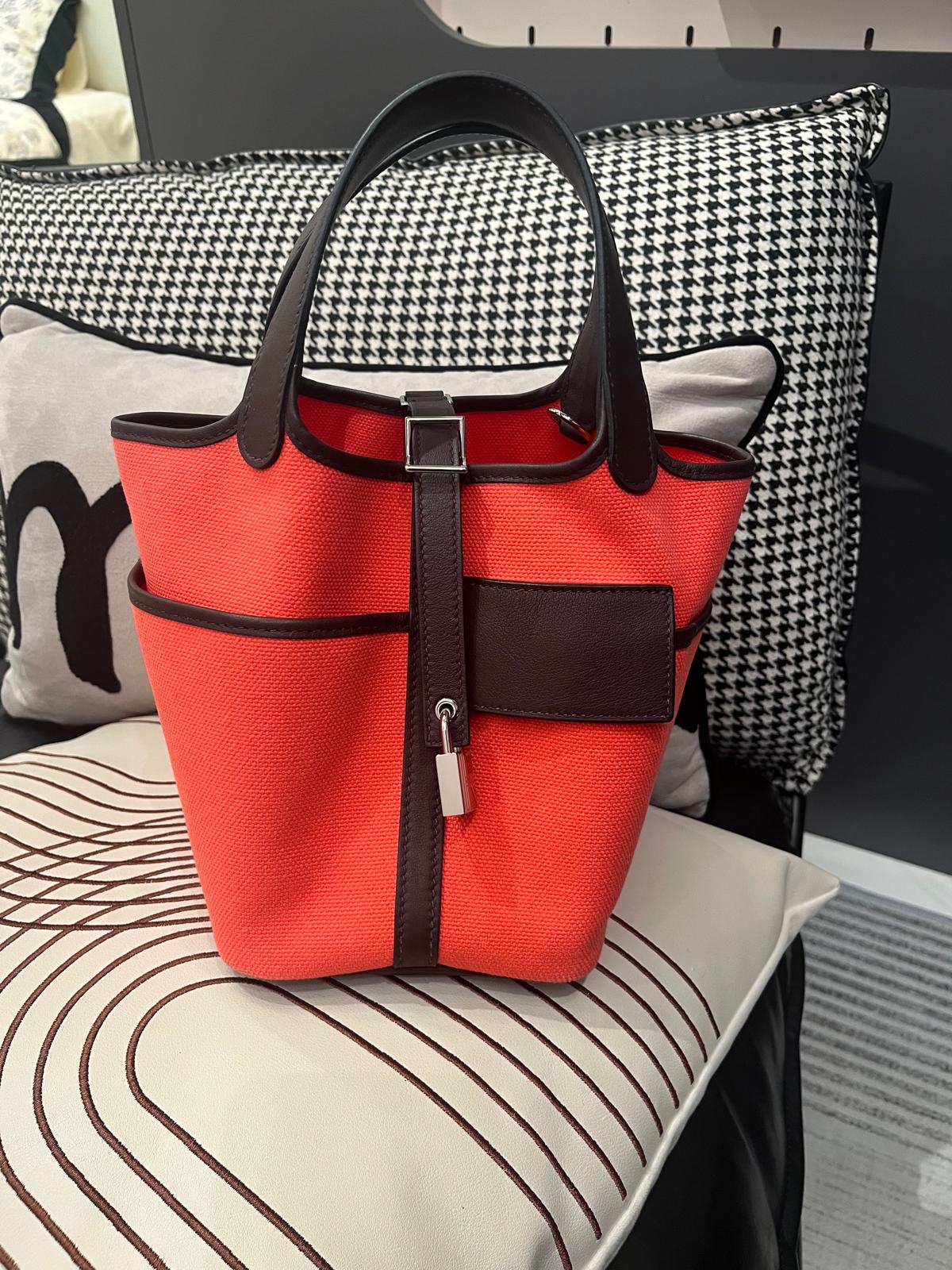 HERMES PICOTIN 18 LOCK POCKET cargo,stamp B德州粉紅,馬𩣑紅 100%Authentic, 98%New ✅收據副本✅key lock✅ dust bag 