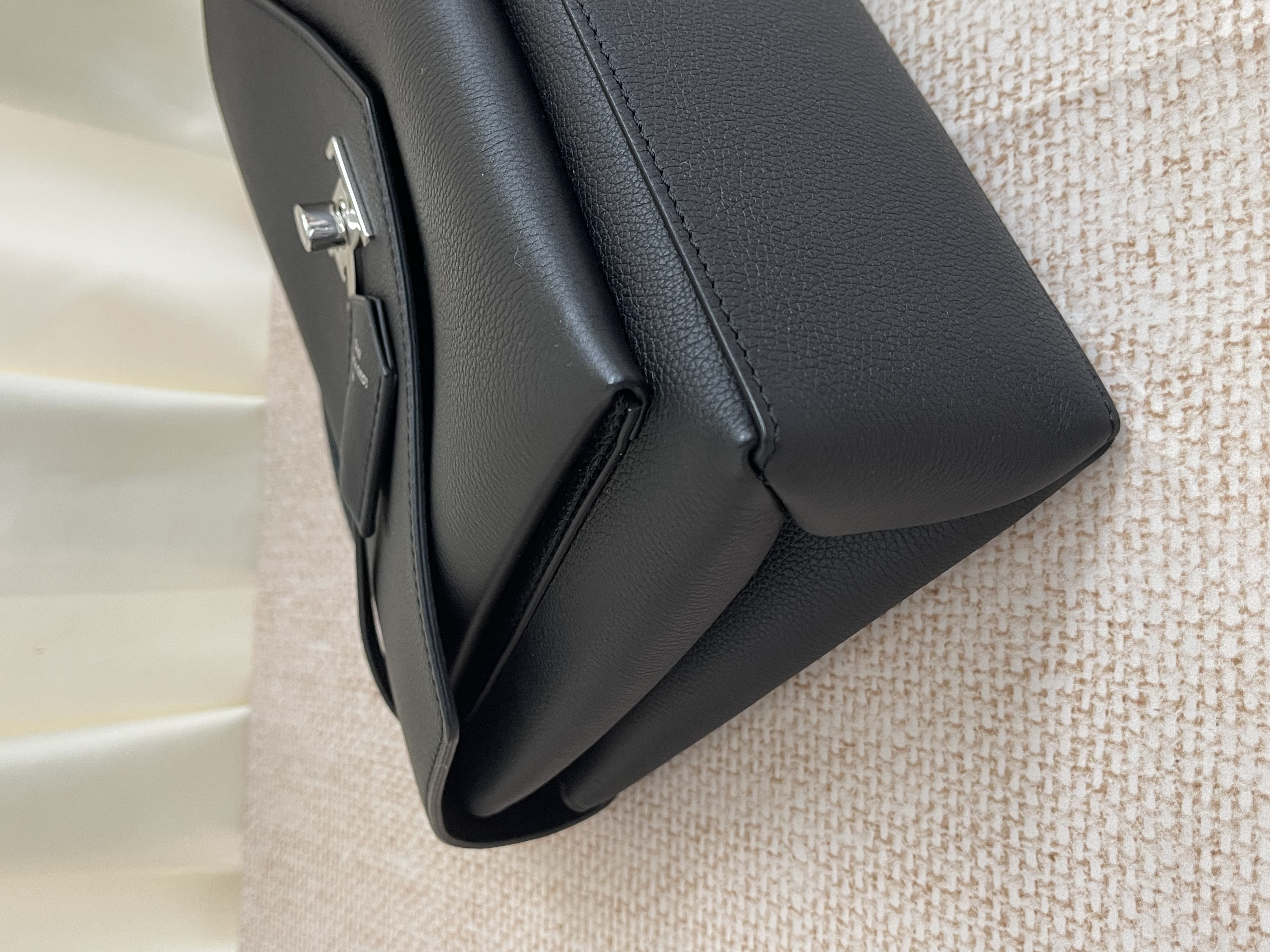 Pre-owned Louis Vuitton Mylockme Satchel/ Product Code: 26052122