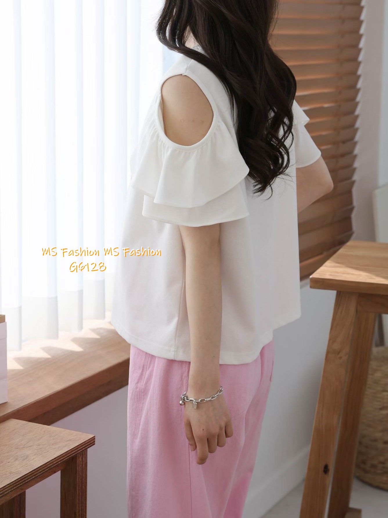 G6128 韓國🇰🇷靚print露肩top