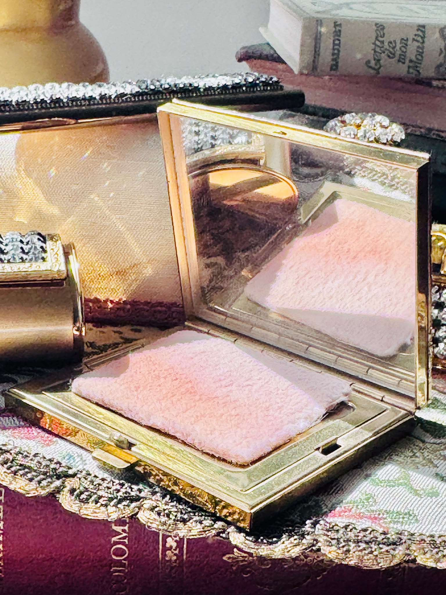C.a. 1950s Sparkling Rhinestone-Studded Vanity Set of 4 or 5(MT2667)