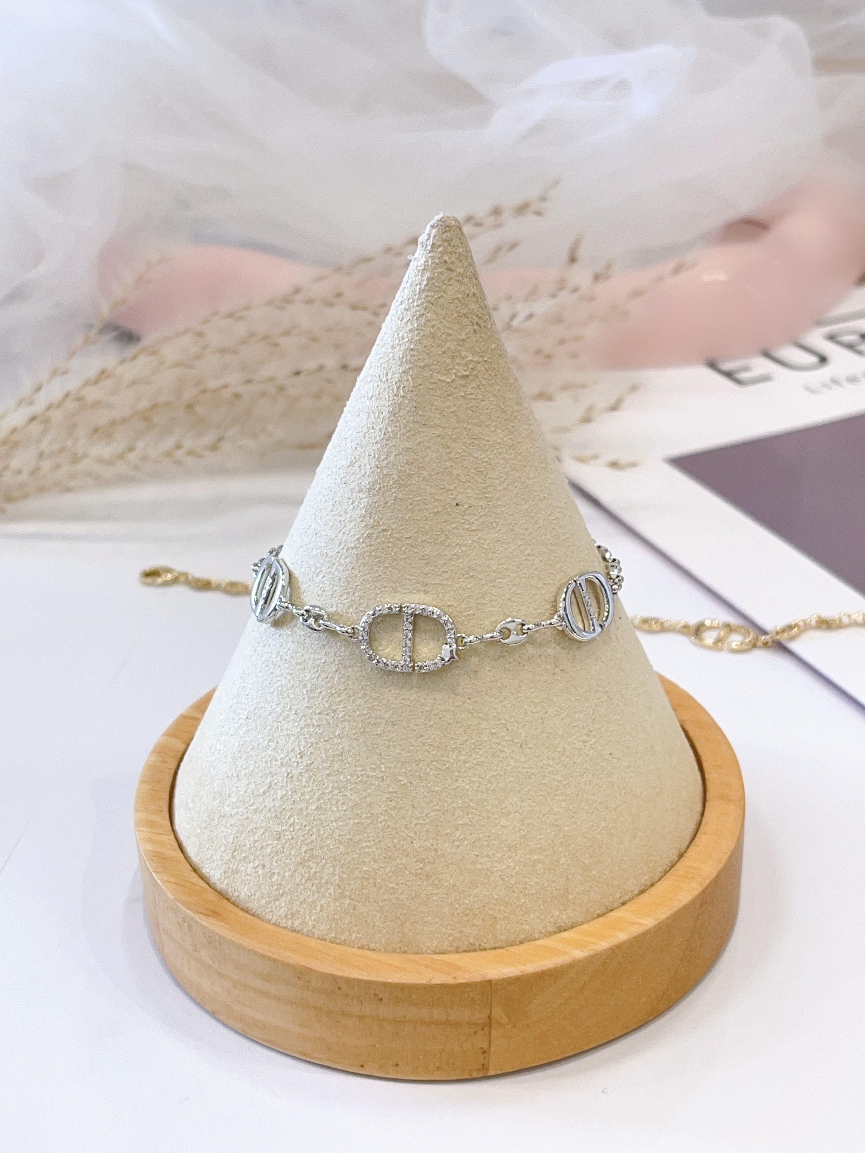 网红猪鼻子🐽钛钢手链