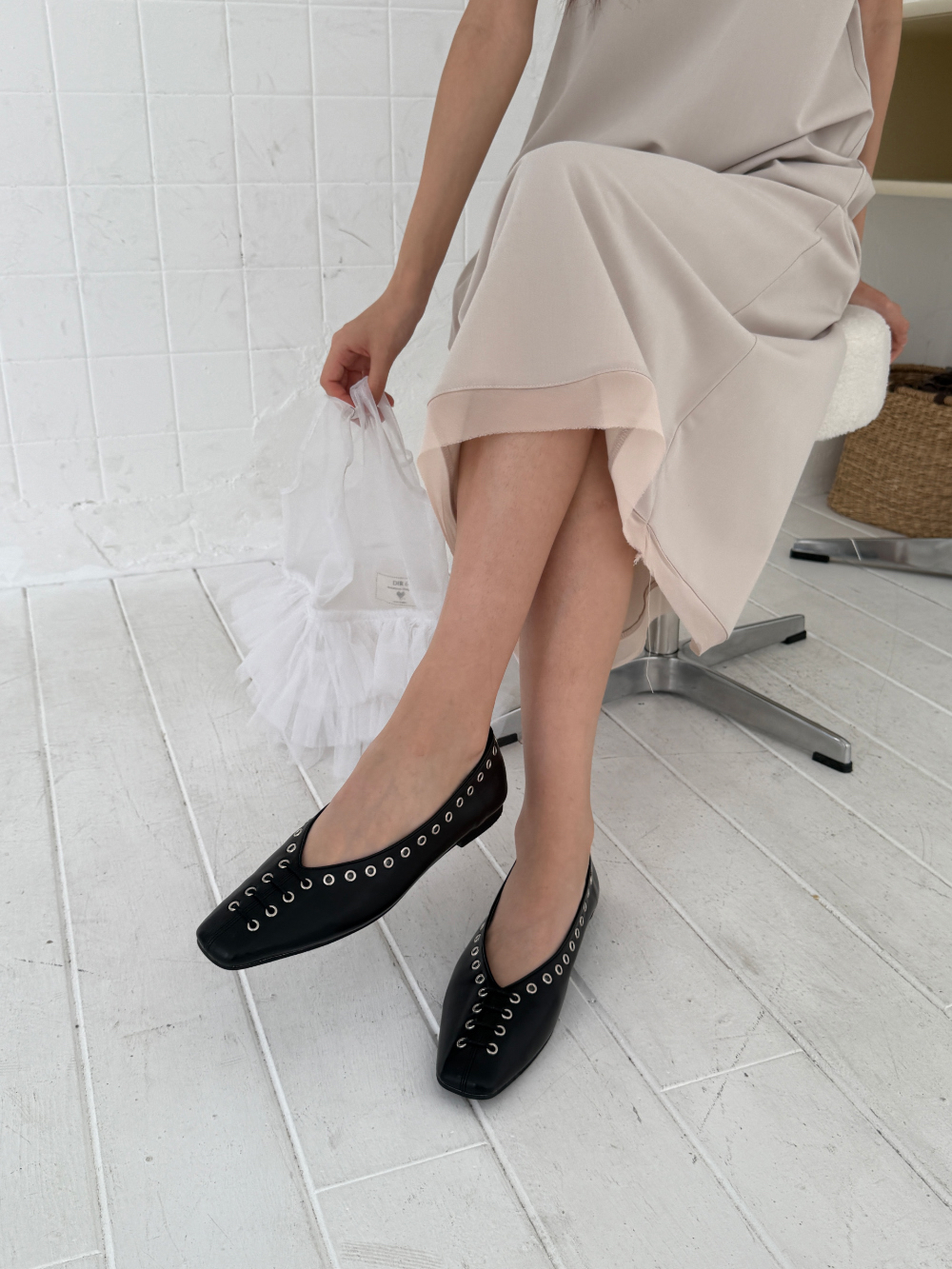Stylish Eyelet flat shoes