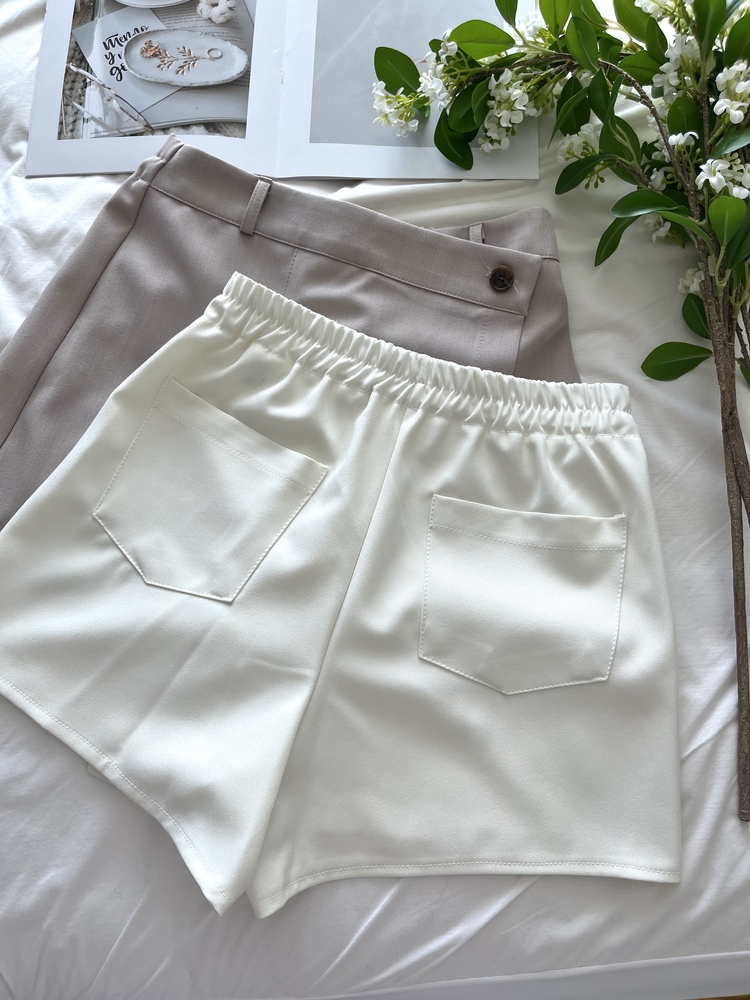 Front-Overlap Skorts (Mocha Beige)