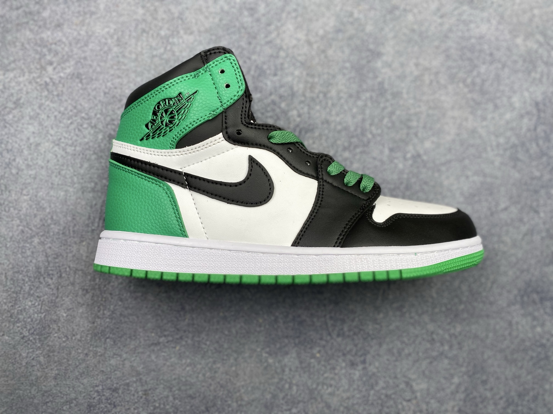 Nike Air Jordan 1 Retro High OG