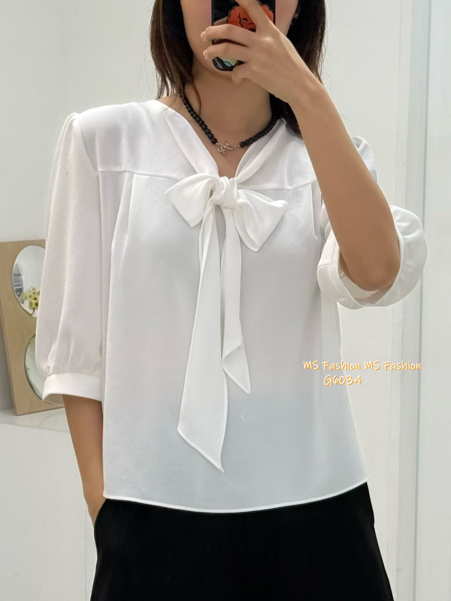 G6034 韓國🇰🇷V領大蝴蝶top