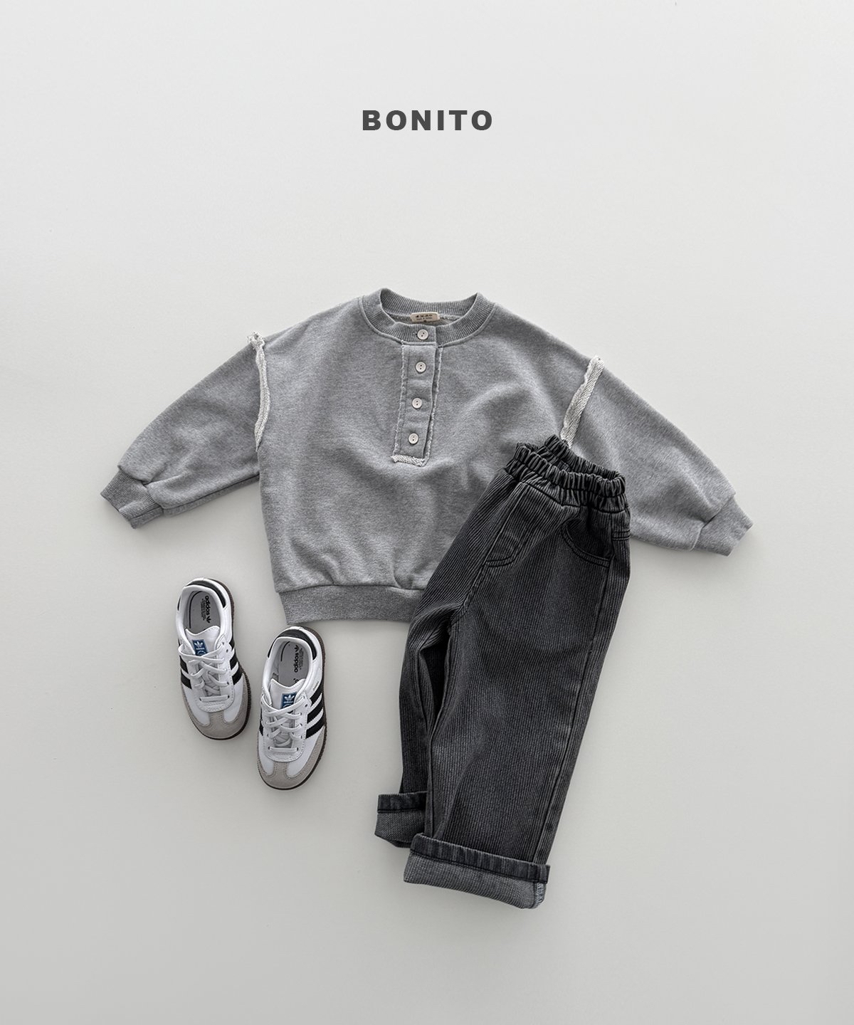 Bonito | Raw-Edge Contachment Sweatshirt