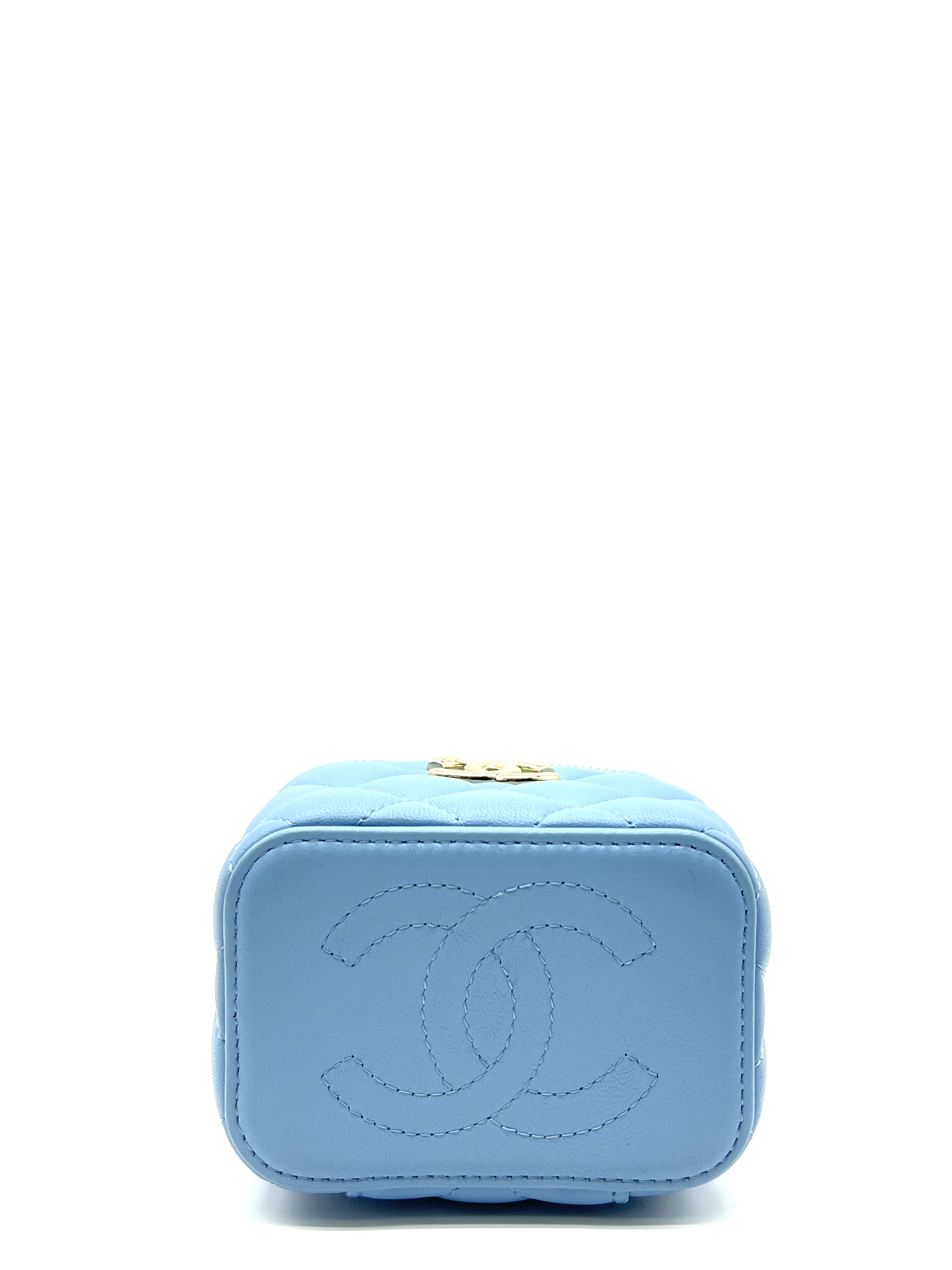 Pre-Owned CHANEL Tiffany Blue Vanity Case / Product Code: 36050610