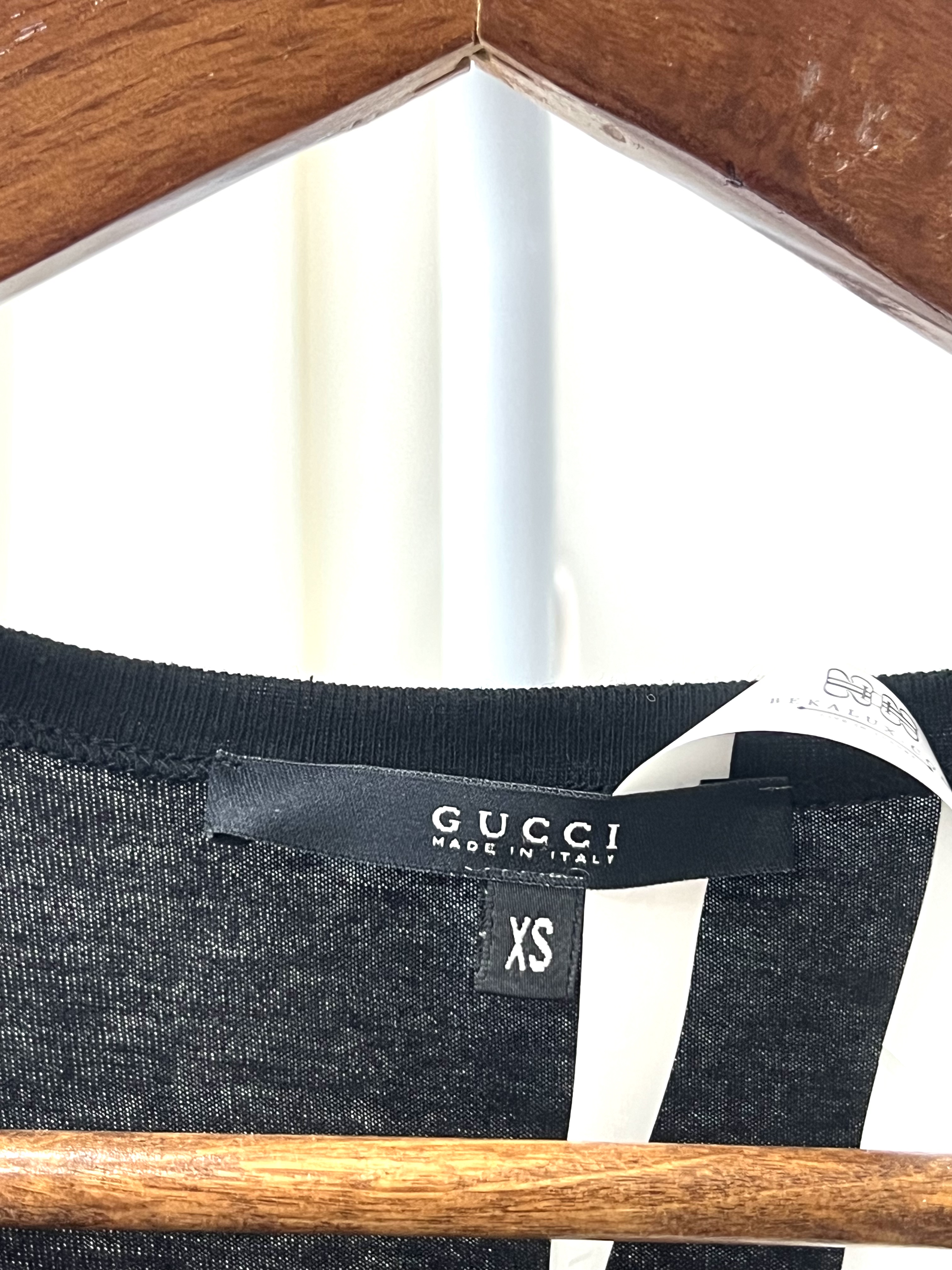 Pre-Owned GUCCI Knitted V-neck T-shirt / Product Code: 26051908