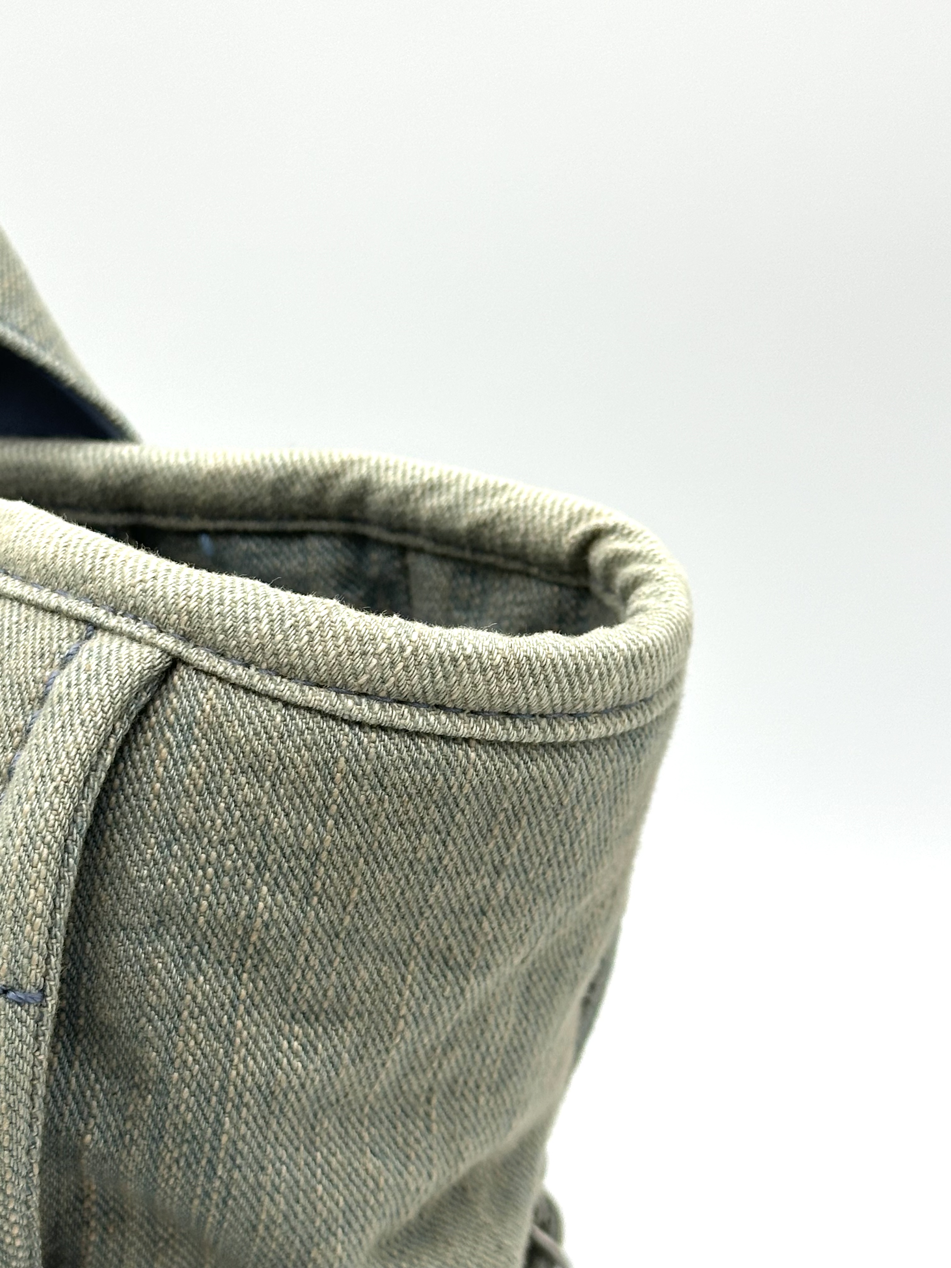 Pre-Owned CHANEL Denim Deauville Tote / Product Code: 26042103